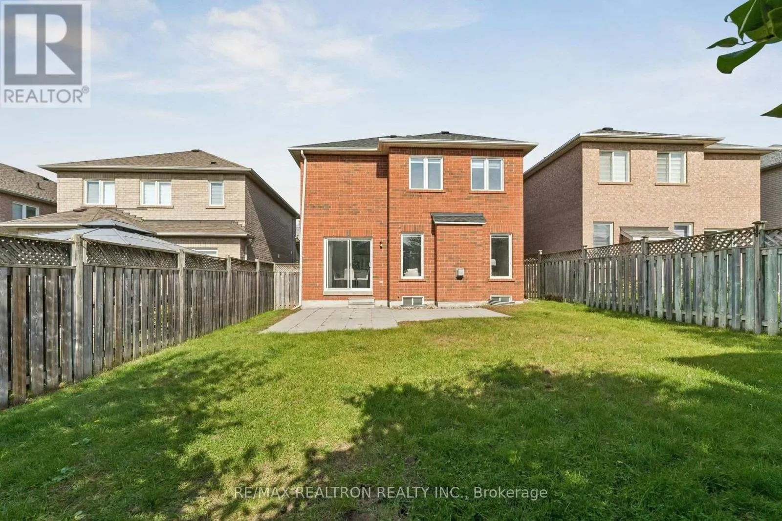 58 LUROSA CRESCENT