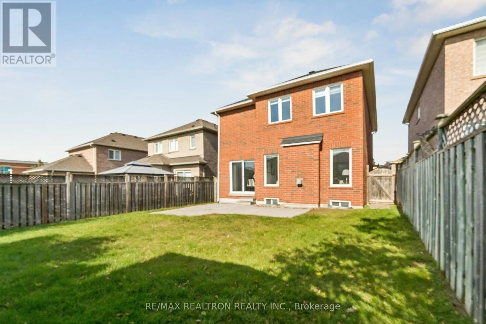 58 LUROSA CRESCENT