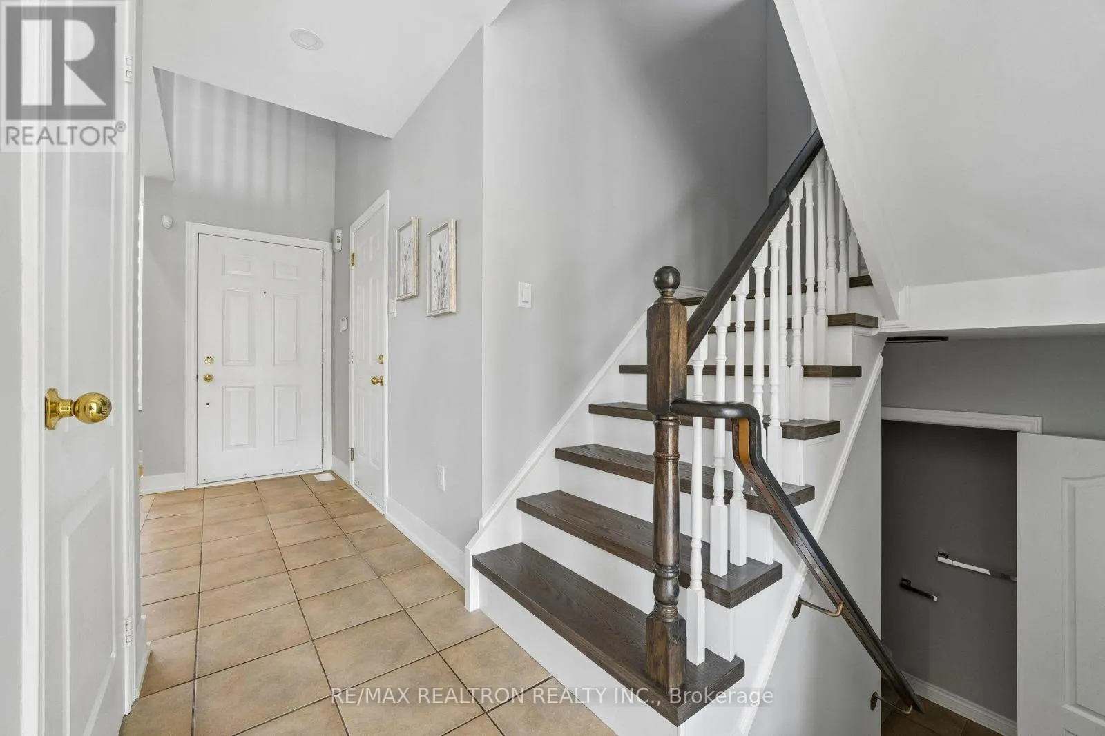 58 LUROSA CRESCENT