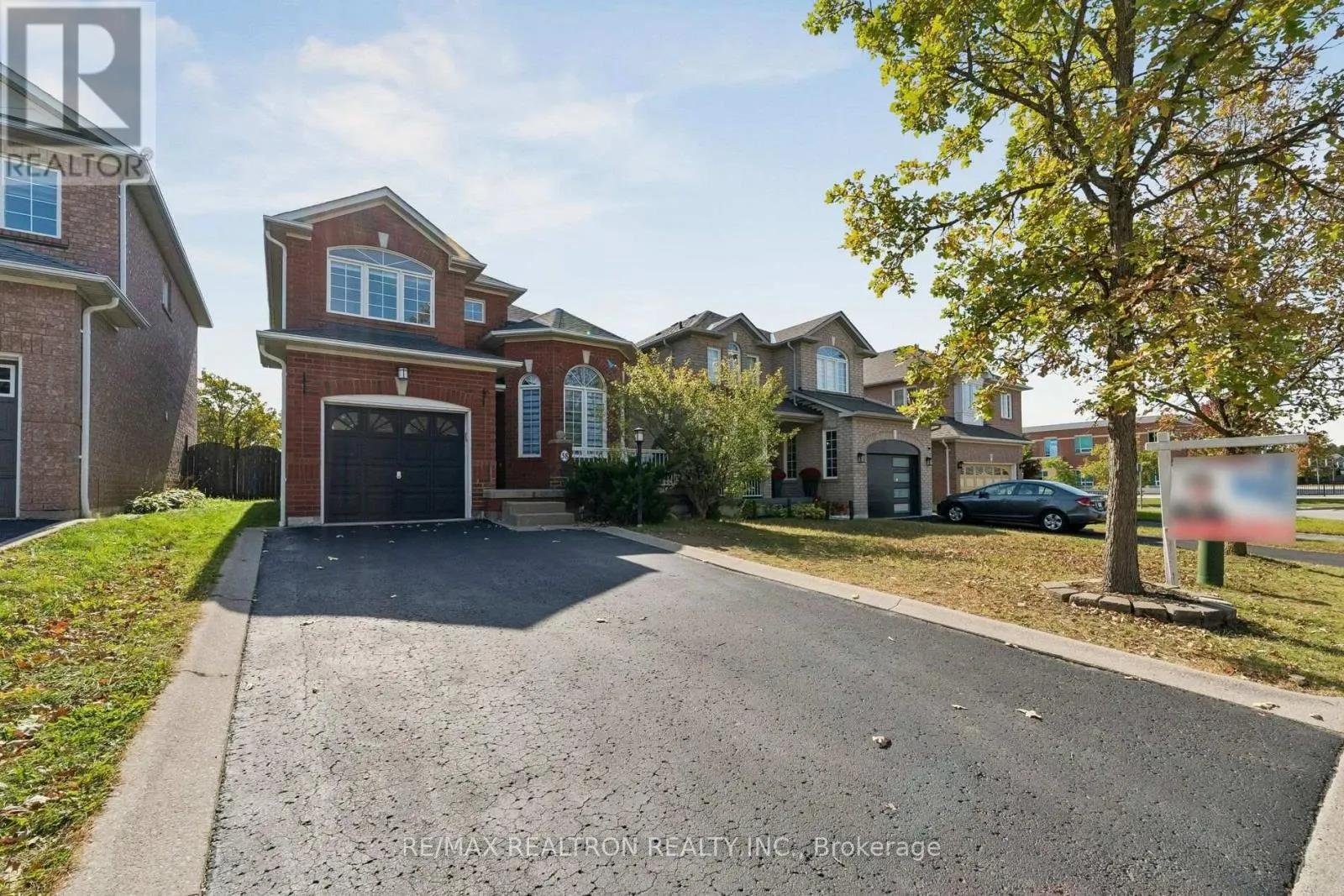 58 LUROSA CRESCENT