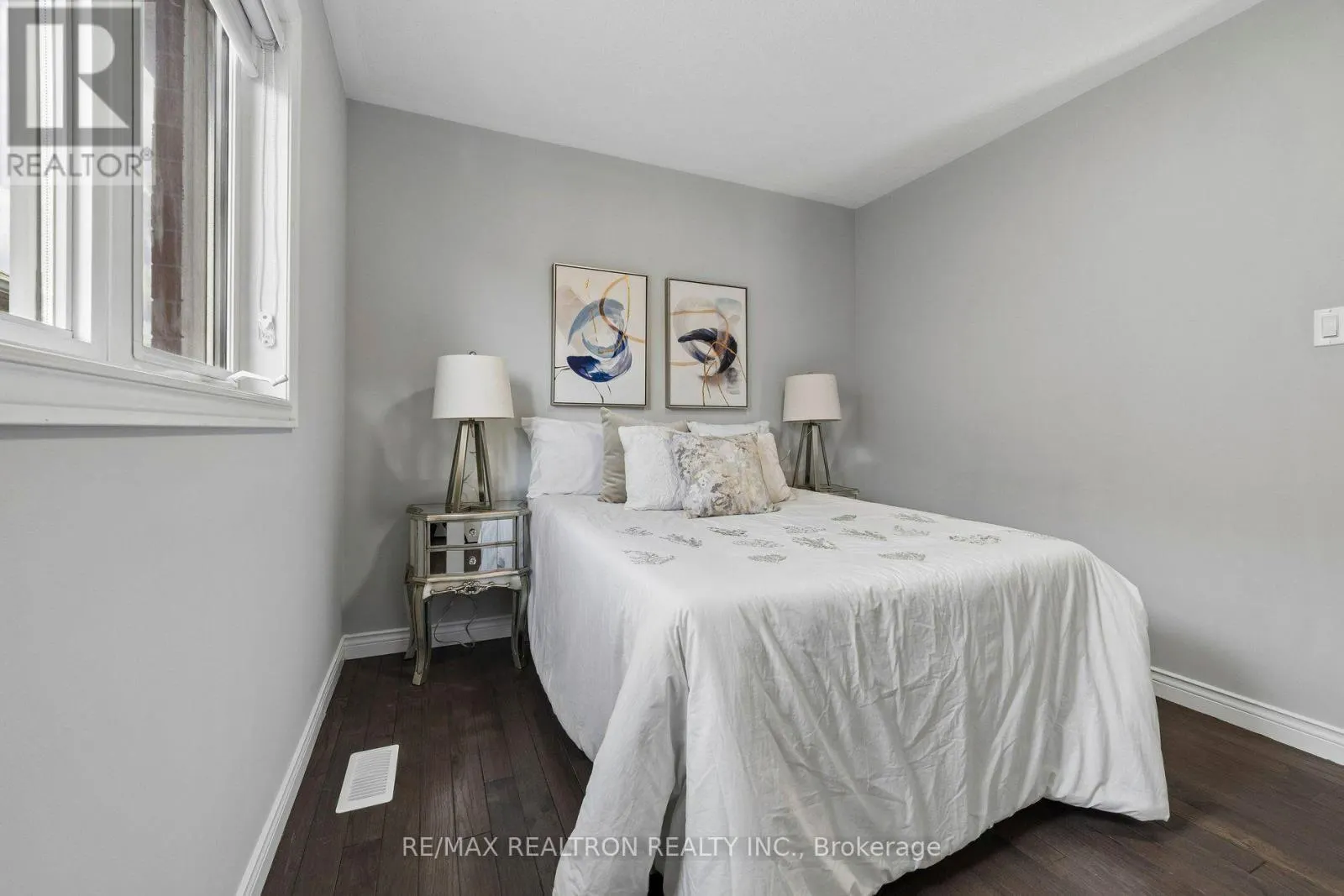 58 LUROSA CRESCENT