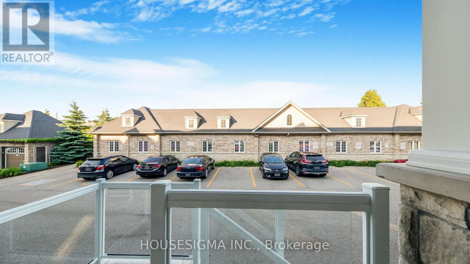18 LOVEGROVE LANE
