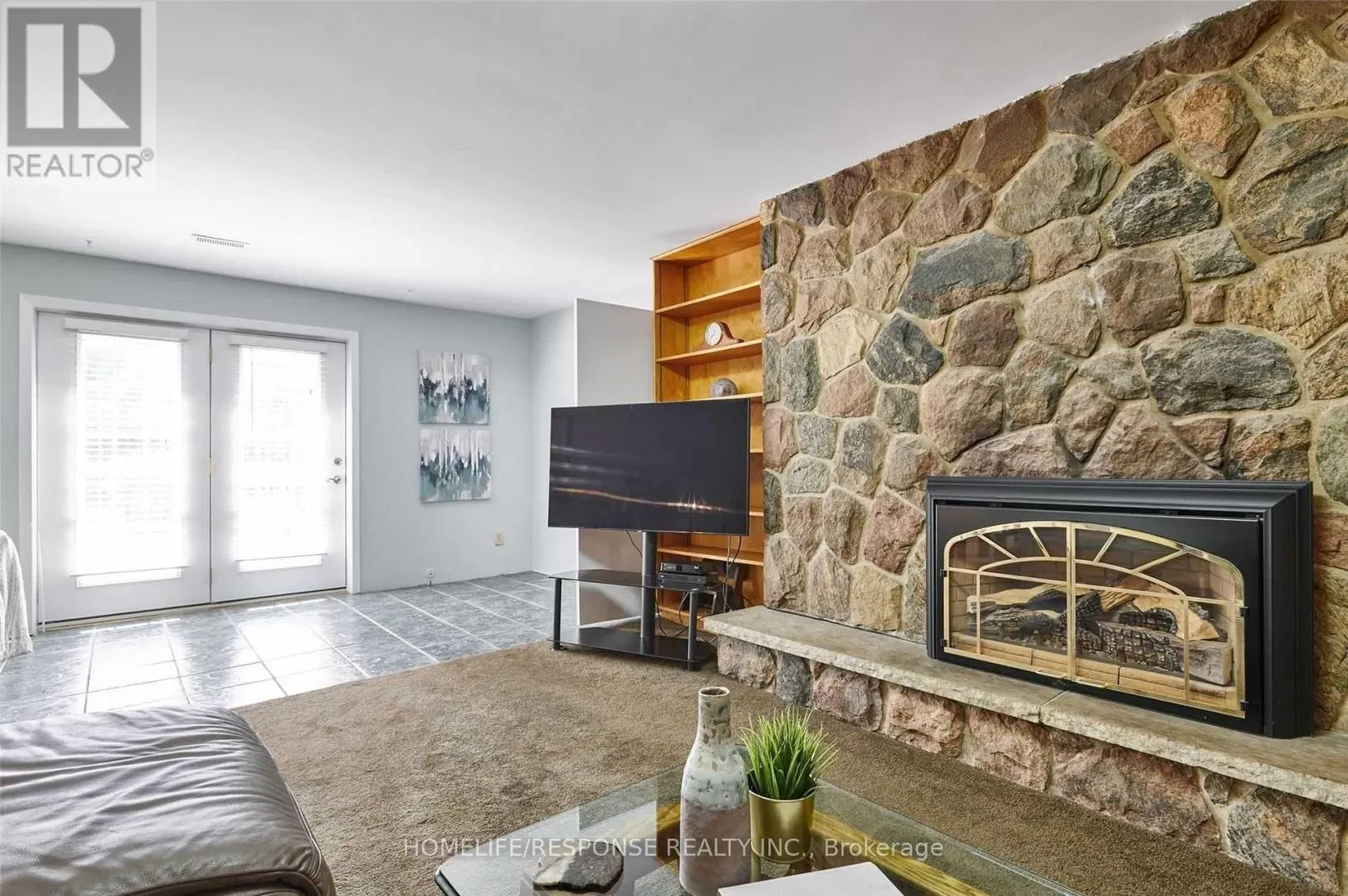 787 SHEPPARD AVENUE