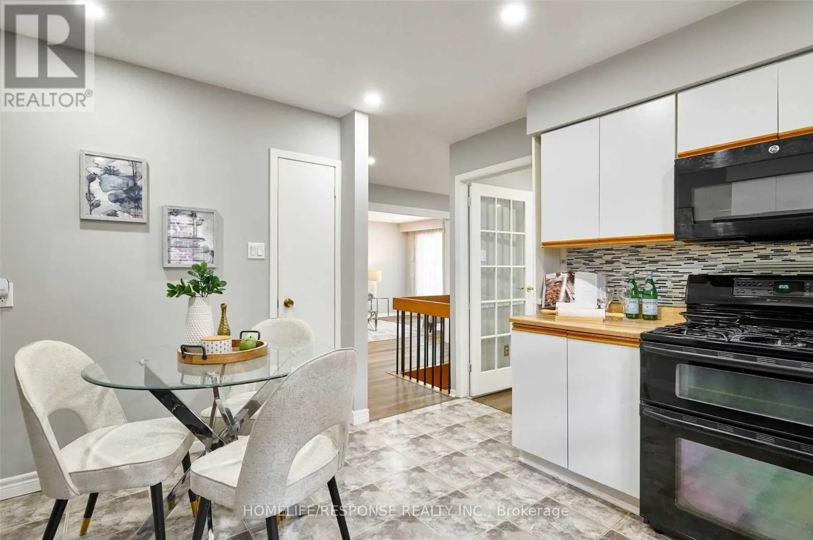 787 SHEPPARD AVENUE