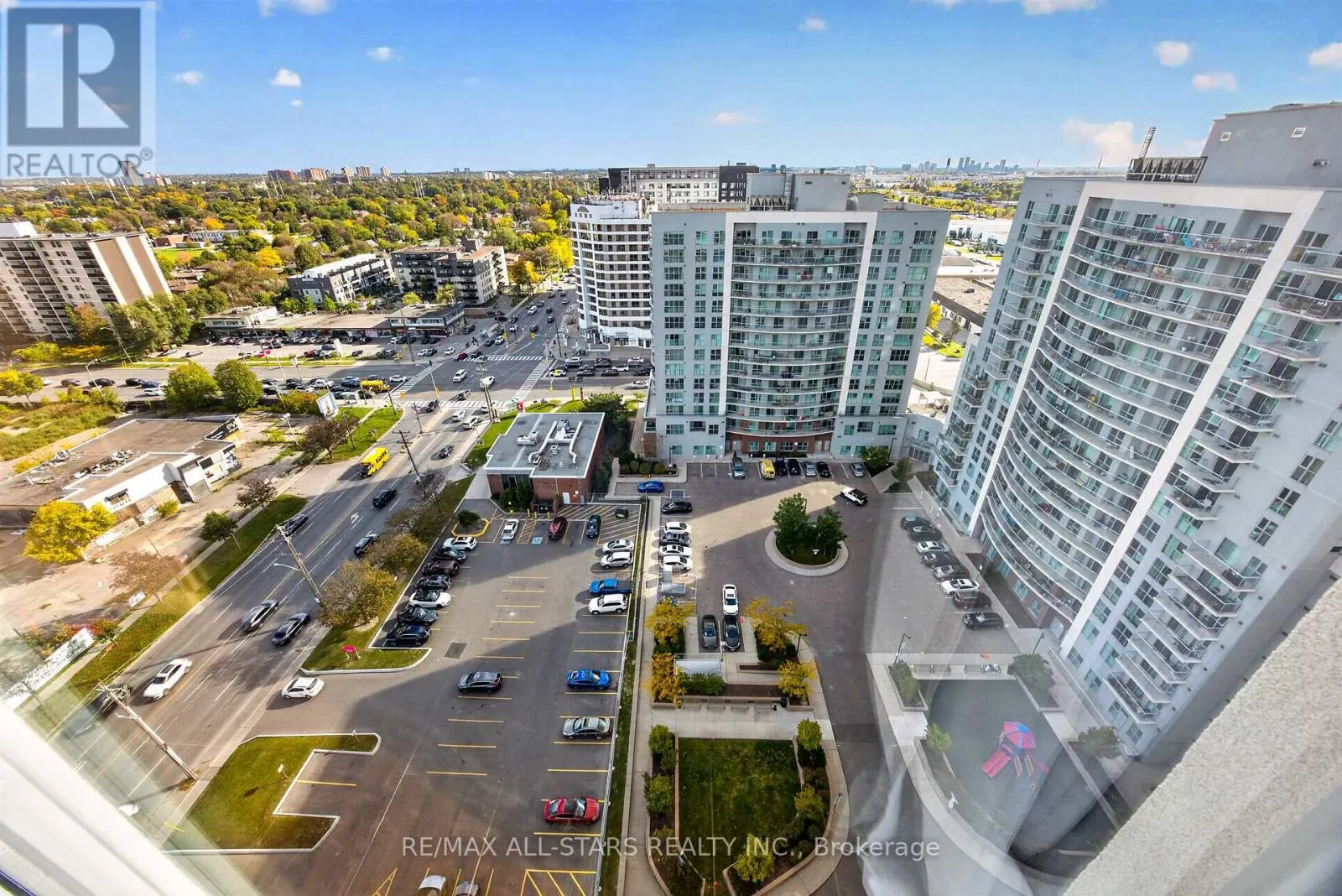2009 - 1328 BIRCHMOUNT ROAD