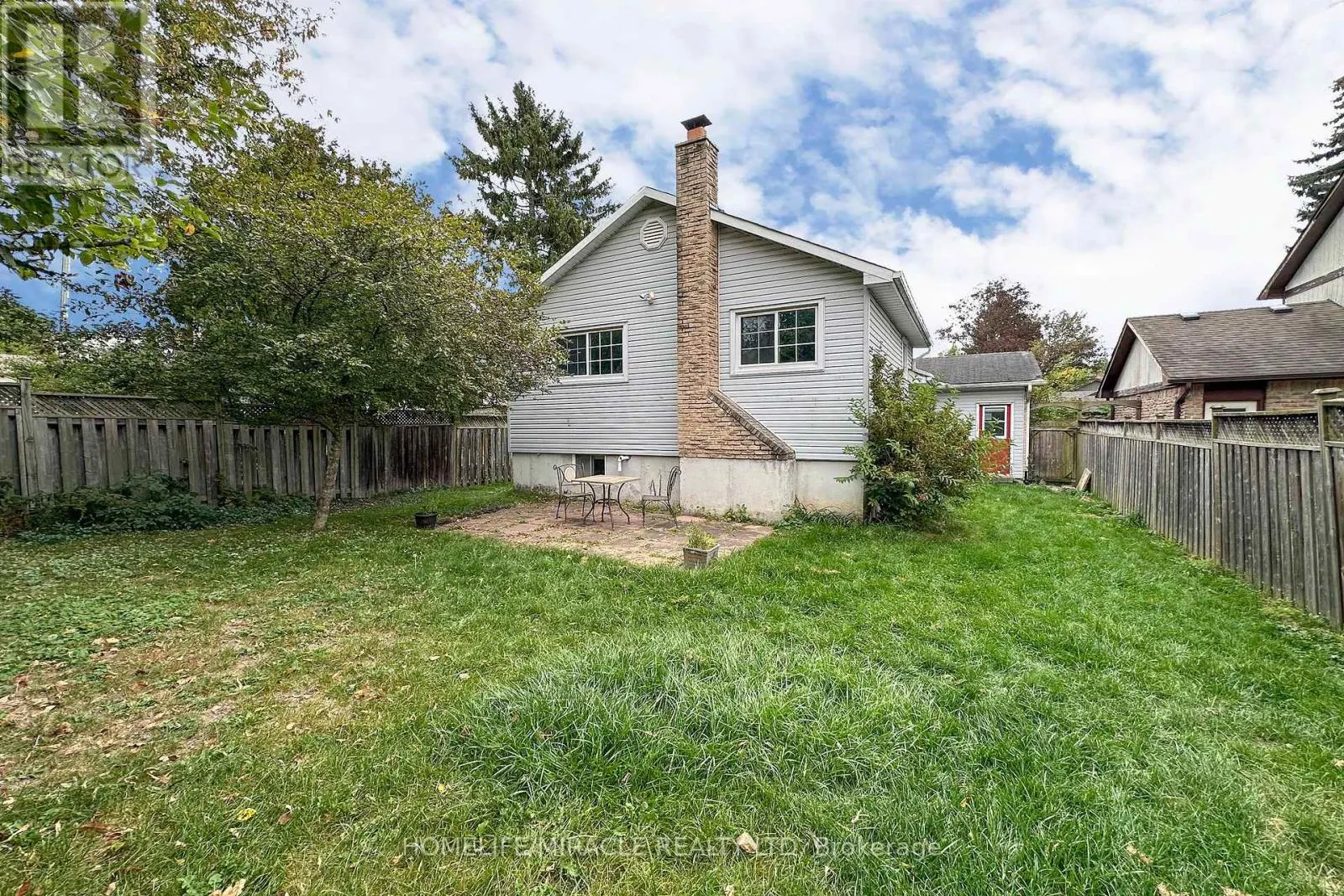 14 PILKINGTON CRESCENT