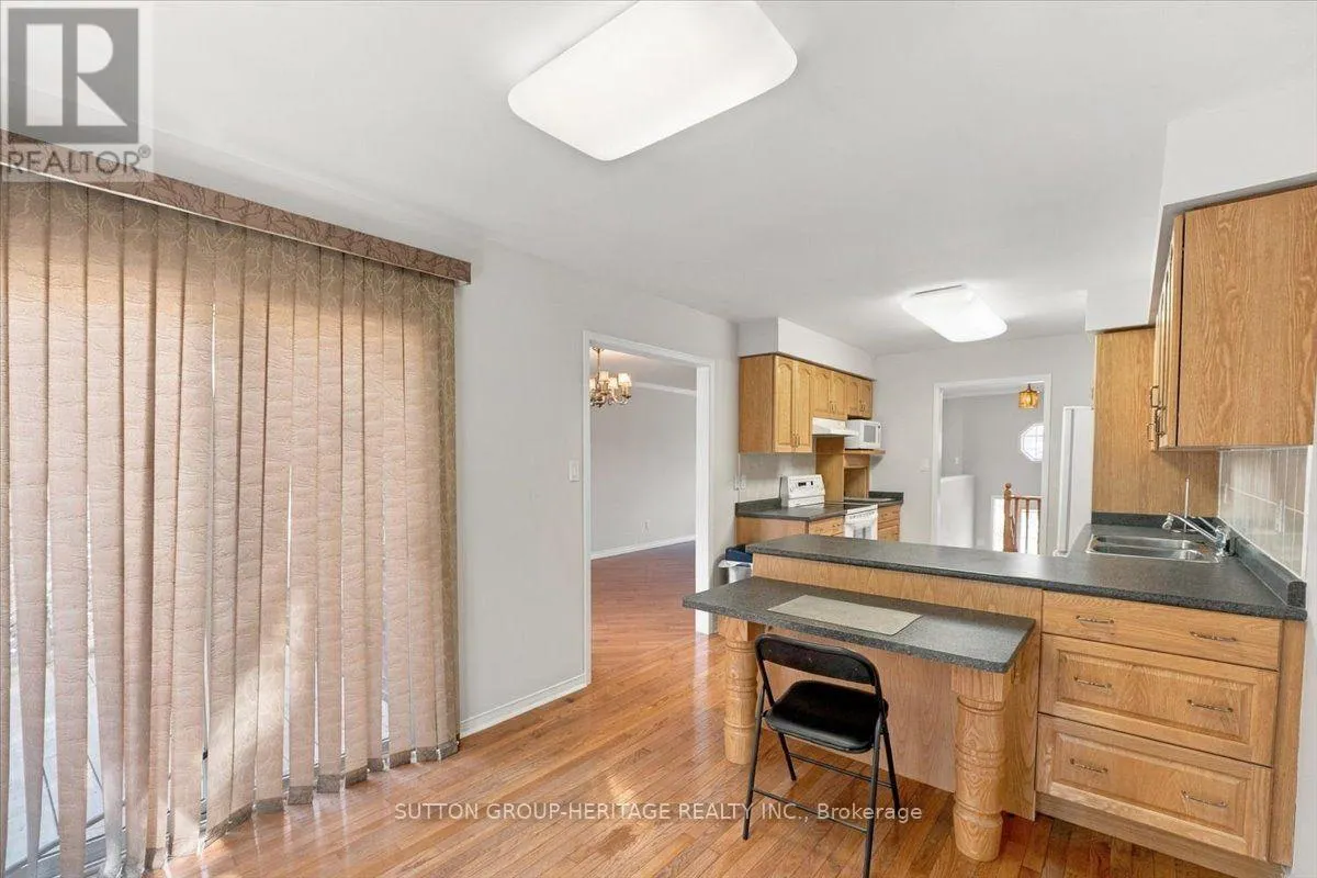 122 PERRYVIEW DRIVE