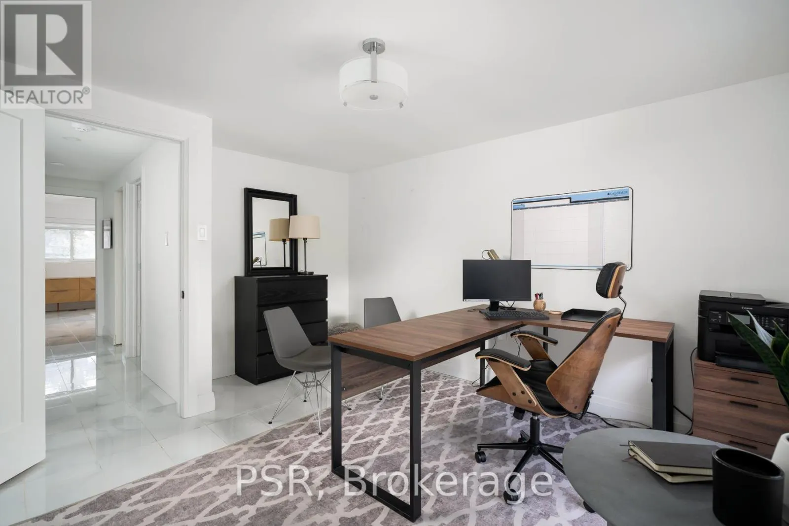 83 - 28 LIVINGSTON ROAD