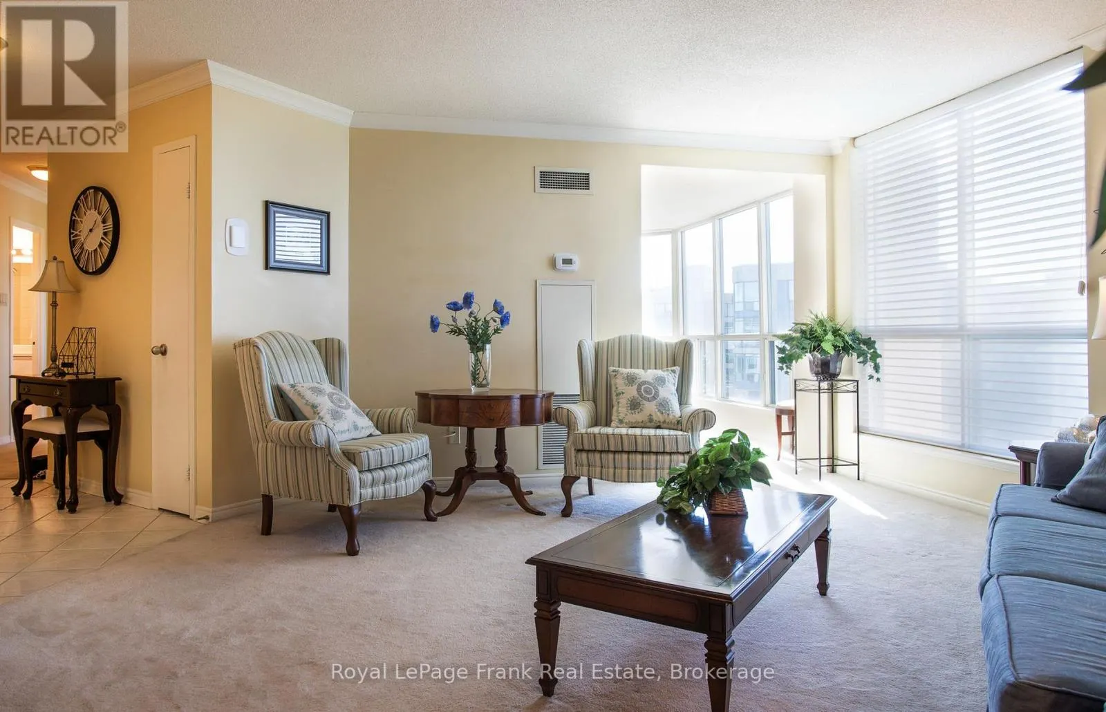1103 - 360 WATSON STREET W #1103