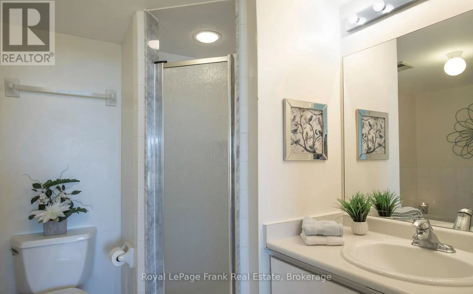 1103 - 360 WATSON STREET W #1103