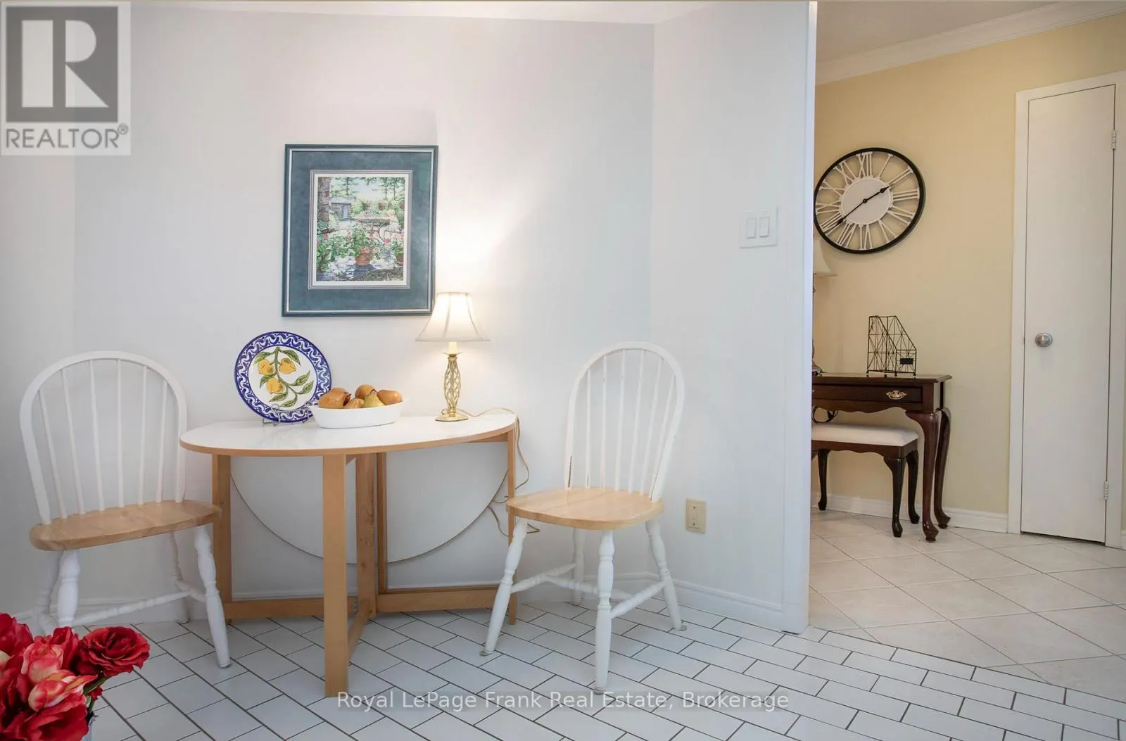 1103 - 360 WATSON STREET W #1103