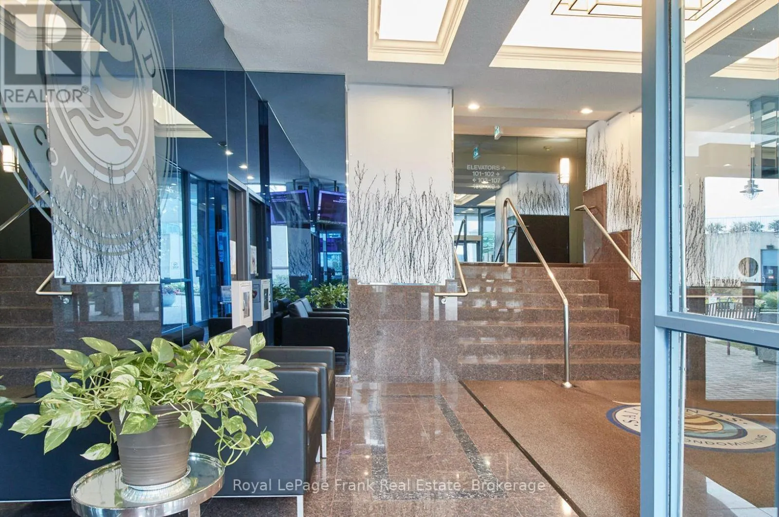 1103 - 360 WATSON STREET W #1103