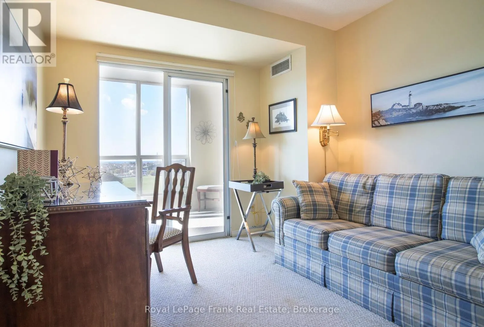 1103 - 360 WATSON STREET W #1103