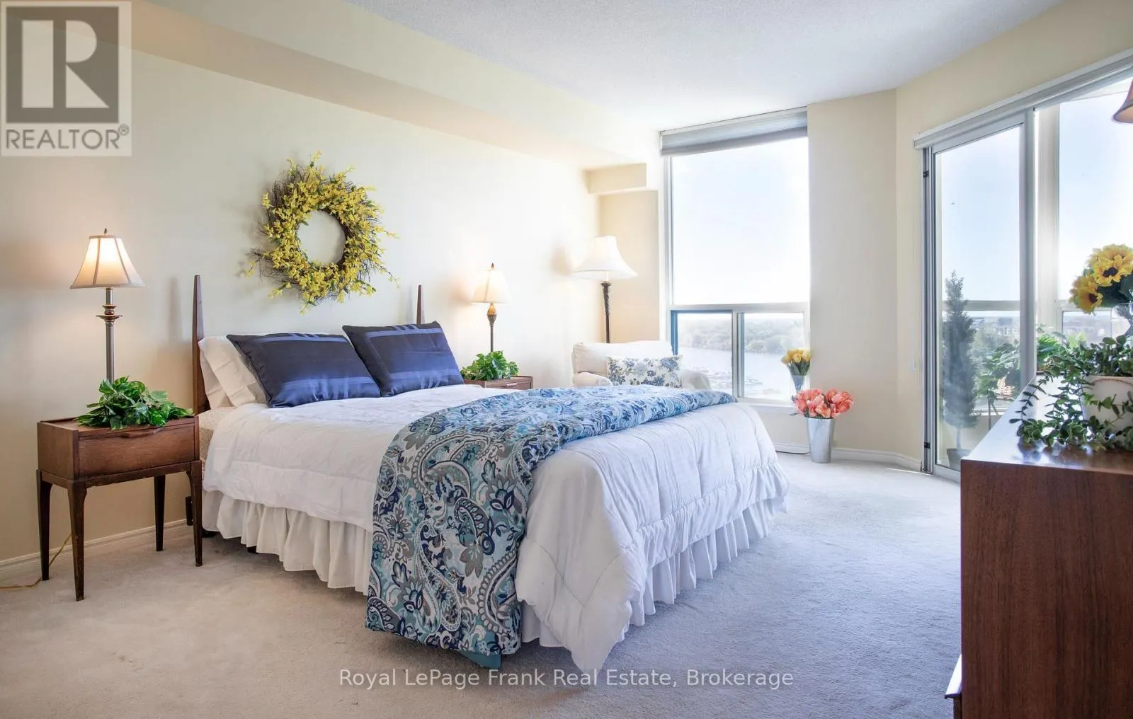1103 - 360 WATSON STREET W #1103