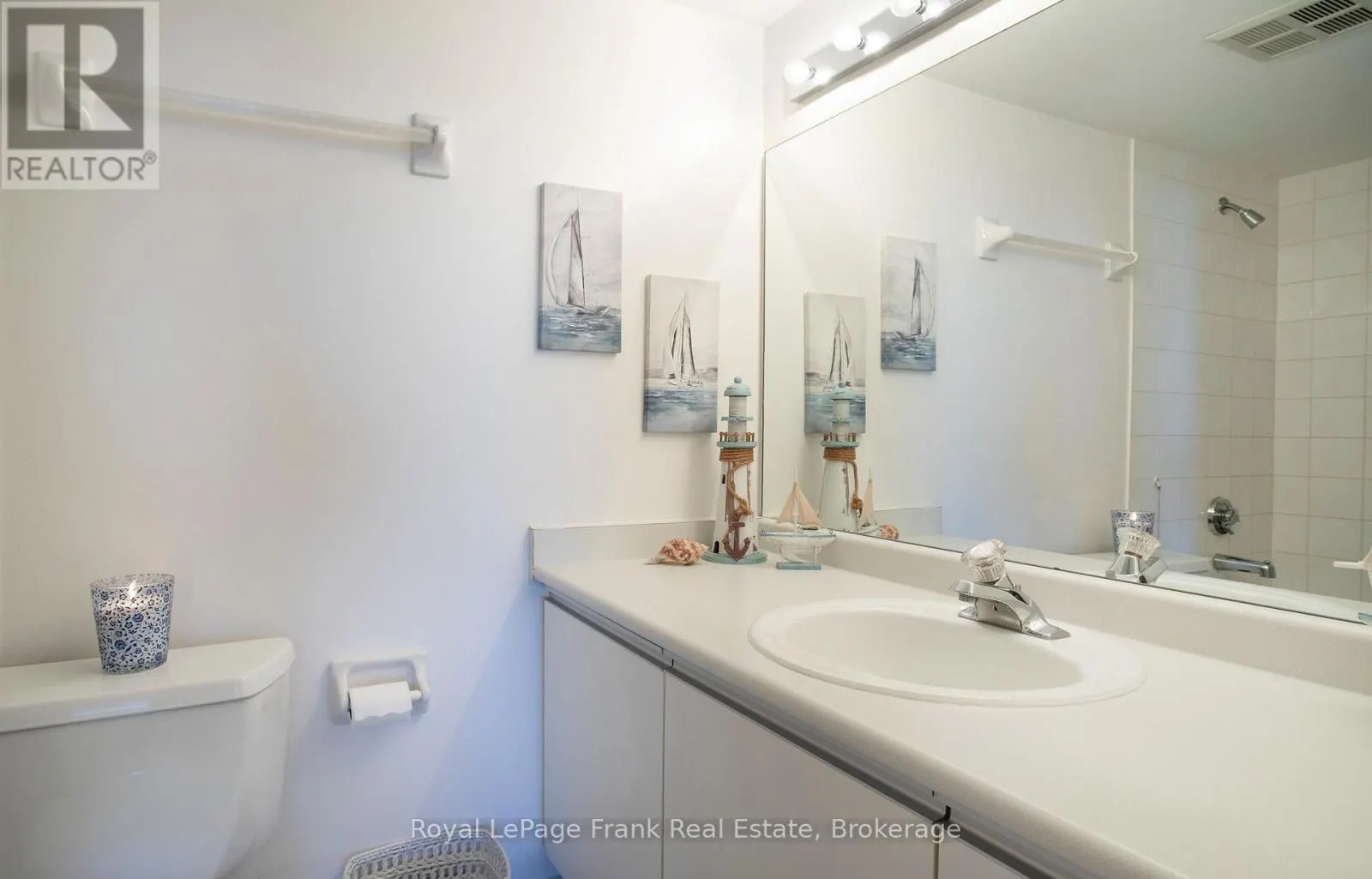1103 - 360 WATSON STREET W #1103