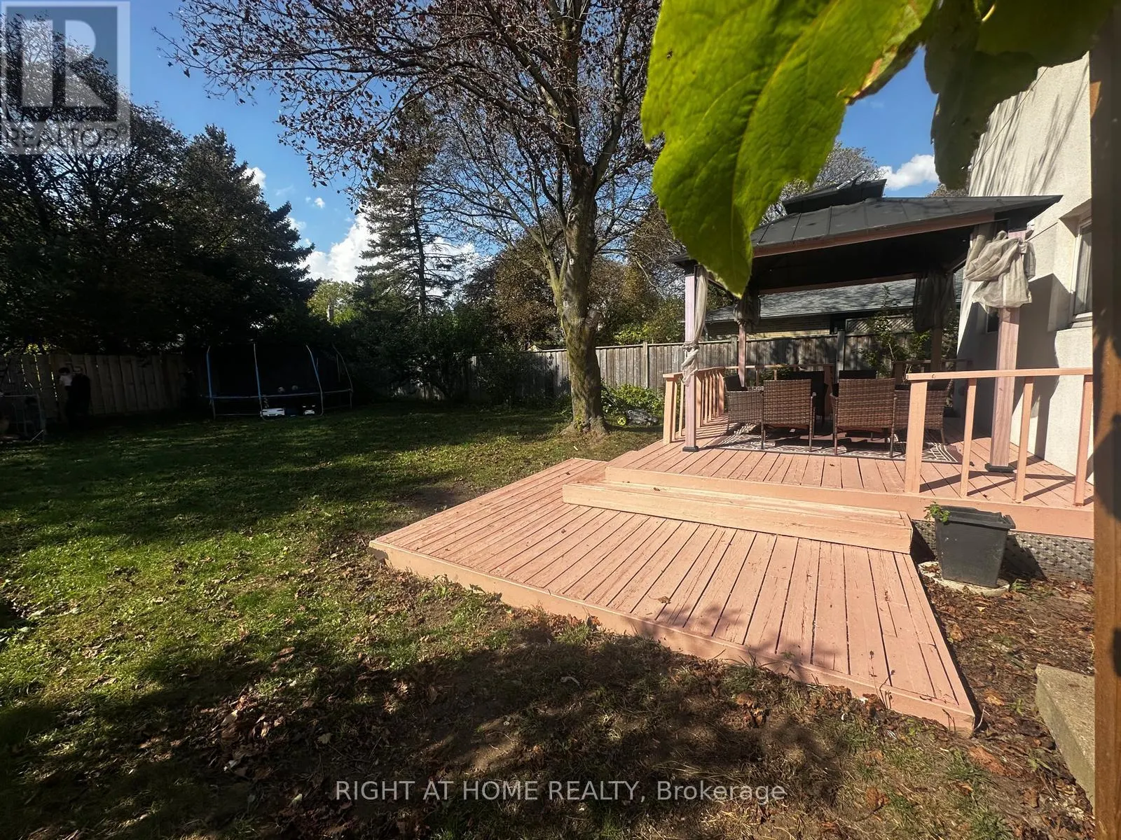 71 SANDRIFT SQUARE