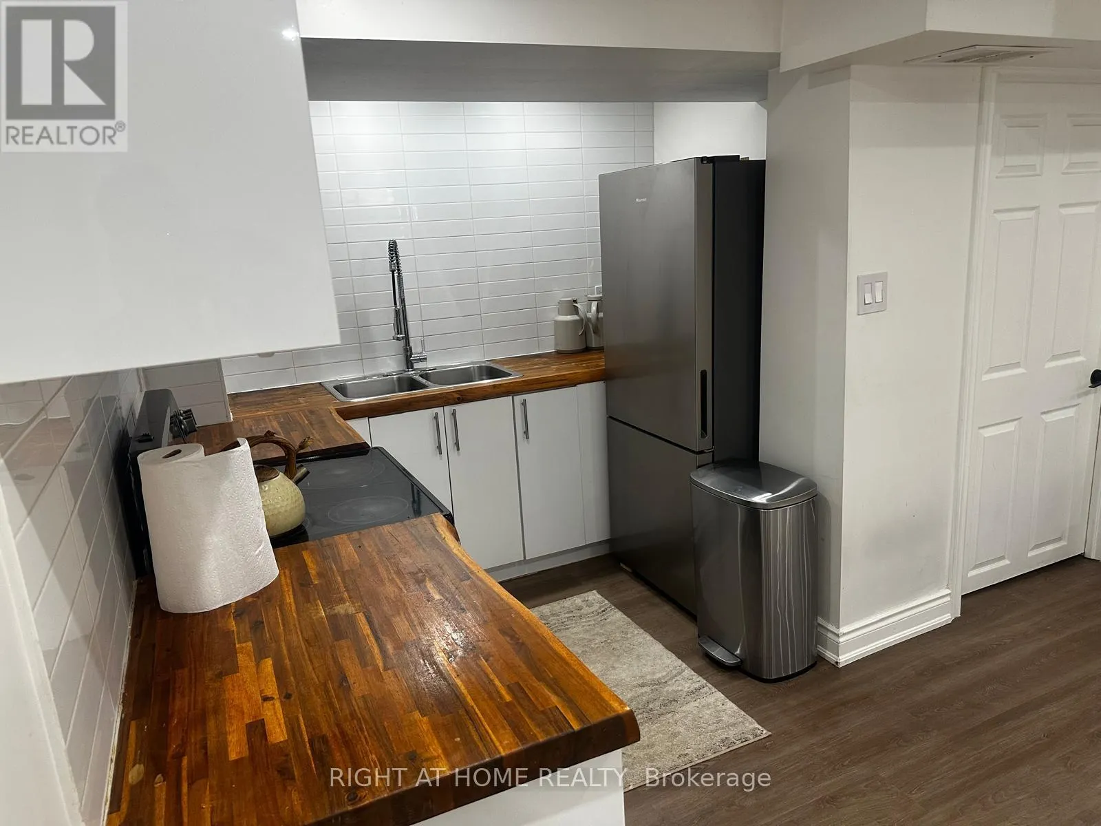 71 SANDRIFT SQUARE