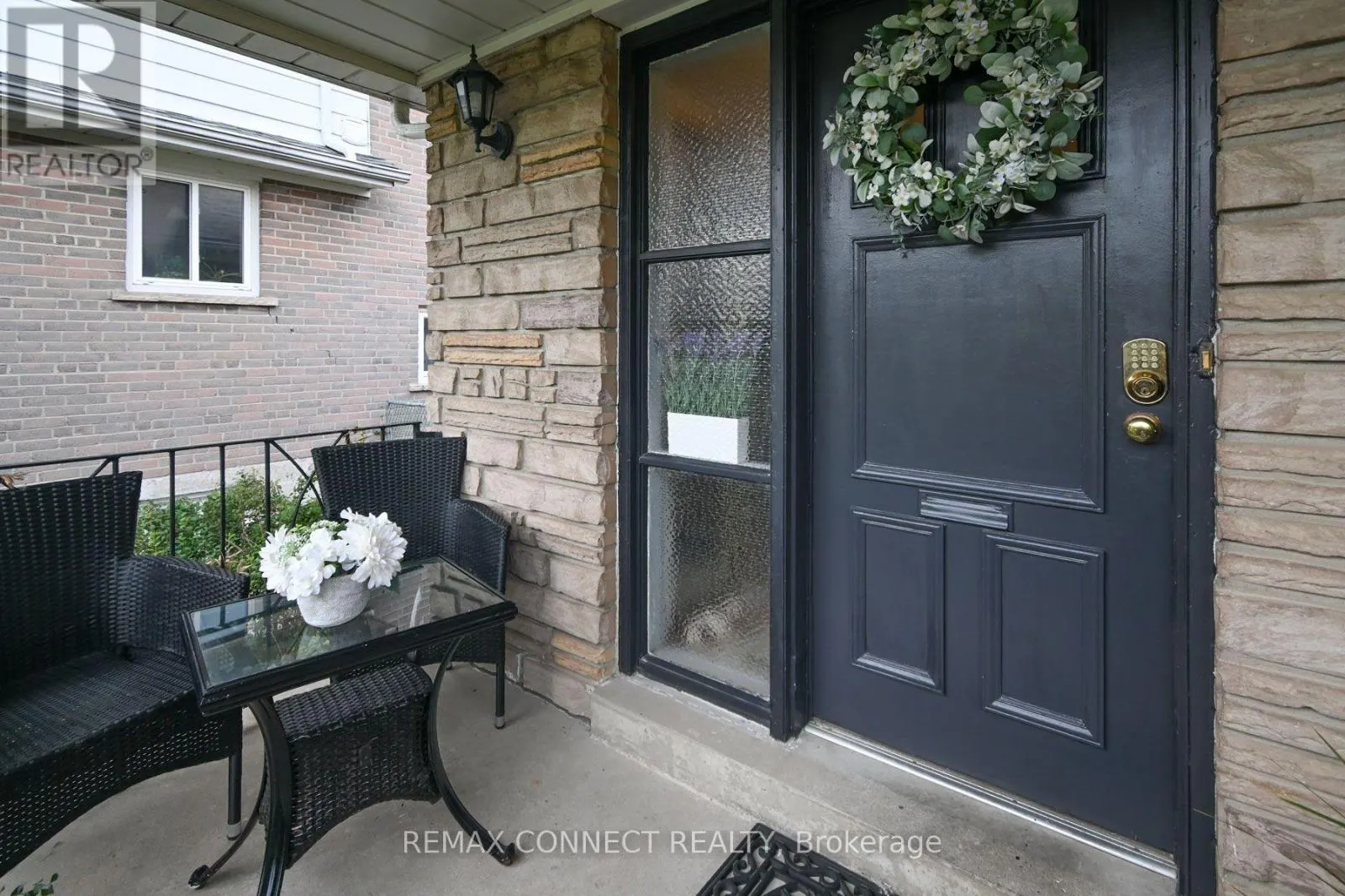 24 LALTON PLACE
