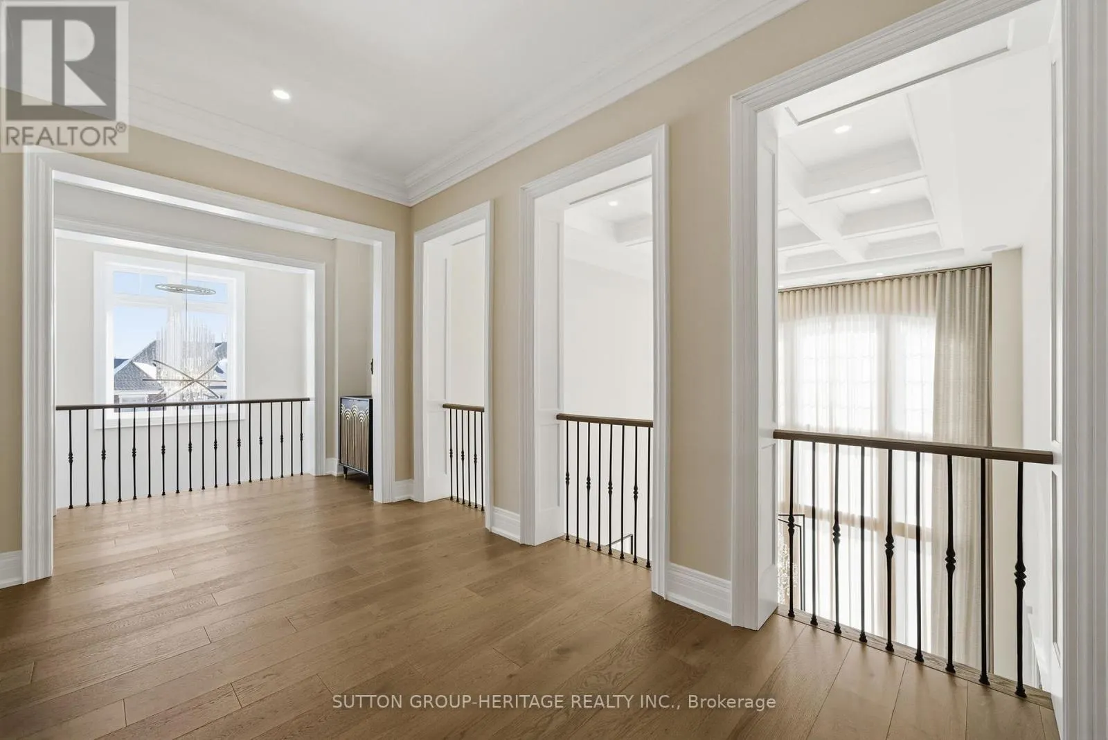 18 DEXSHIRE DRIVE
