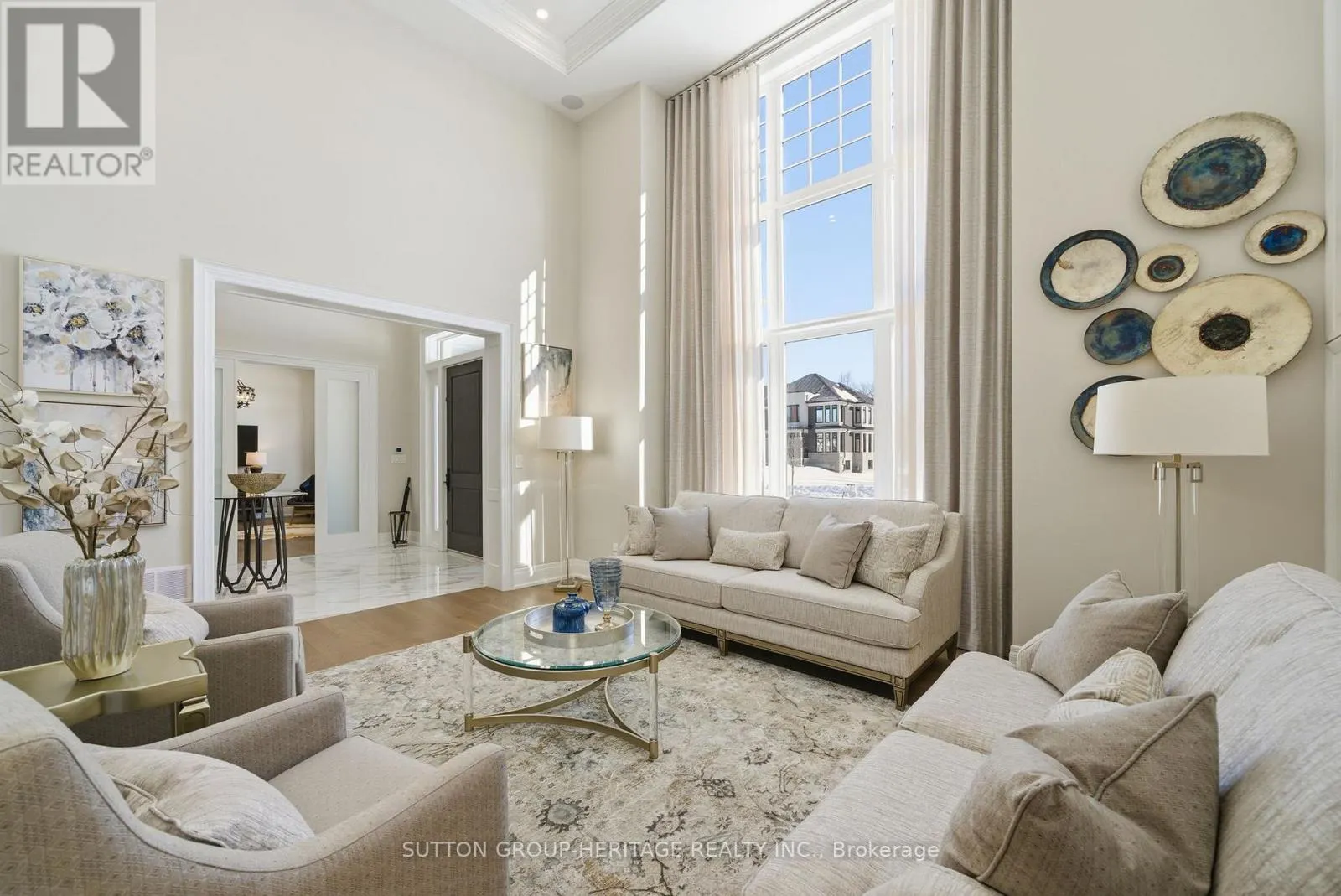 18 DEXSHIRE DRIVE