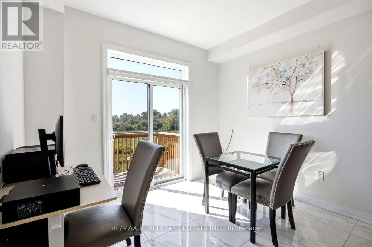 27 SALMON CRESCENT