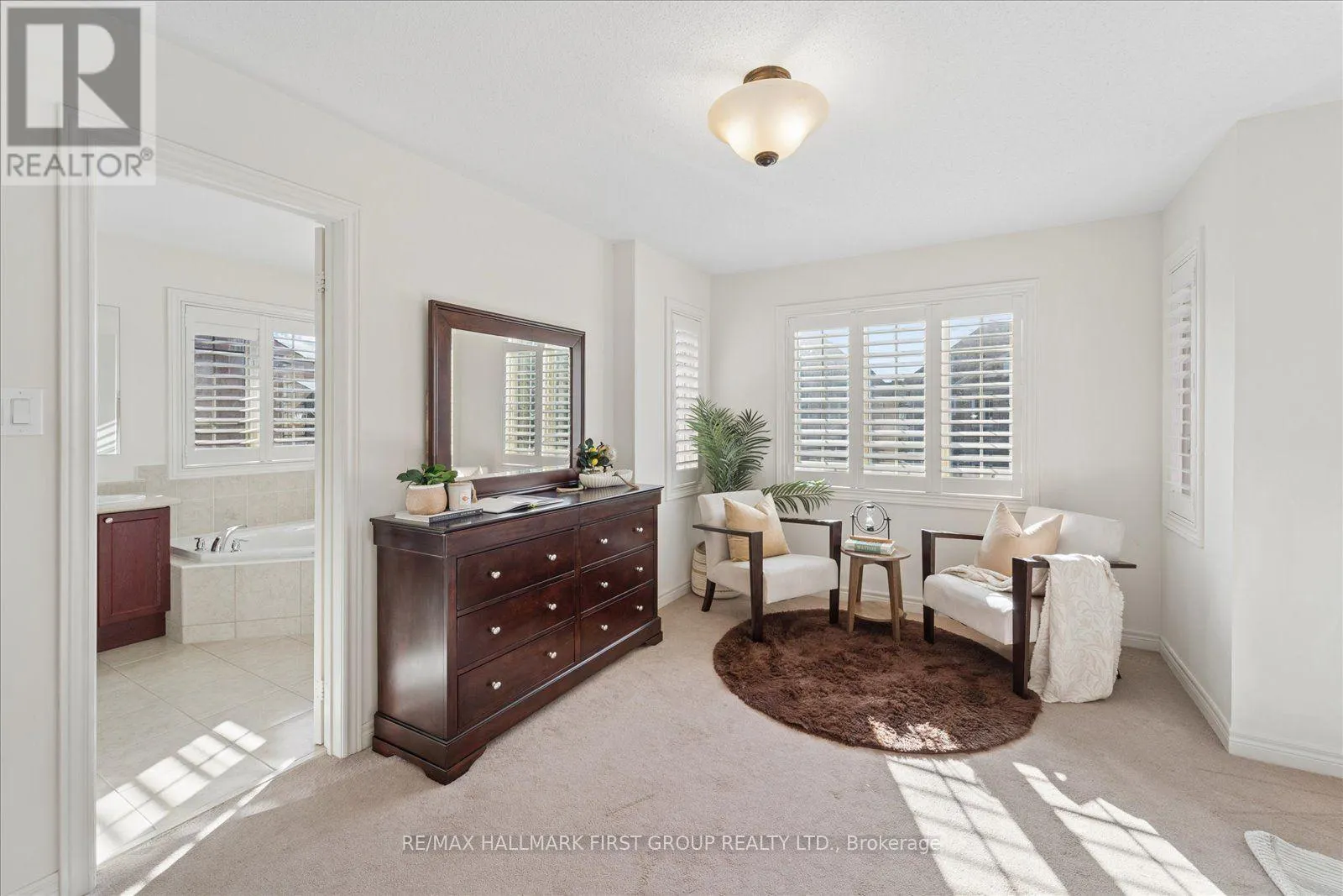 6 WINTERTON WAY