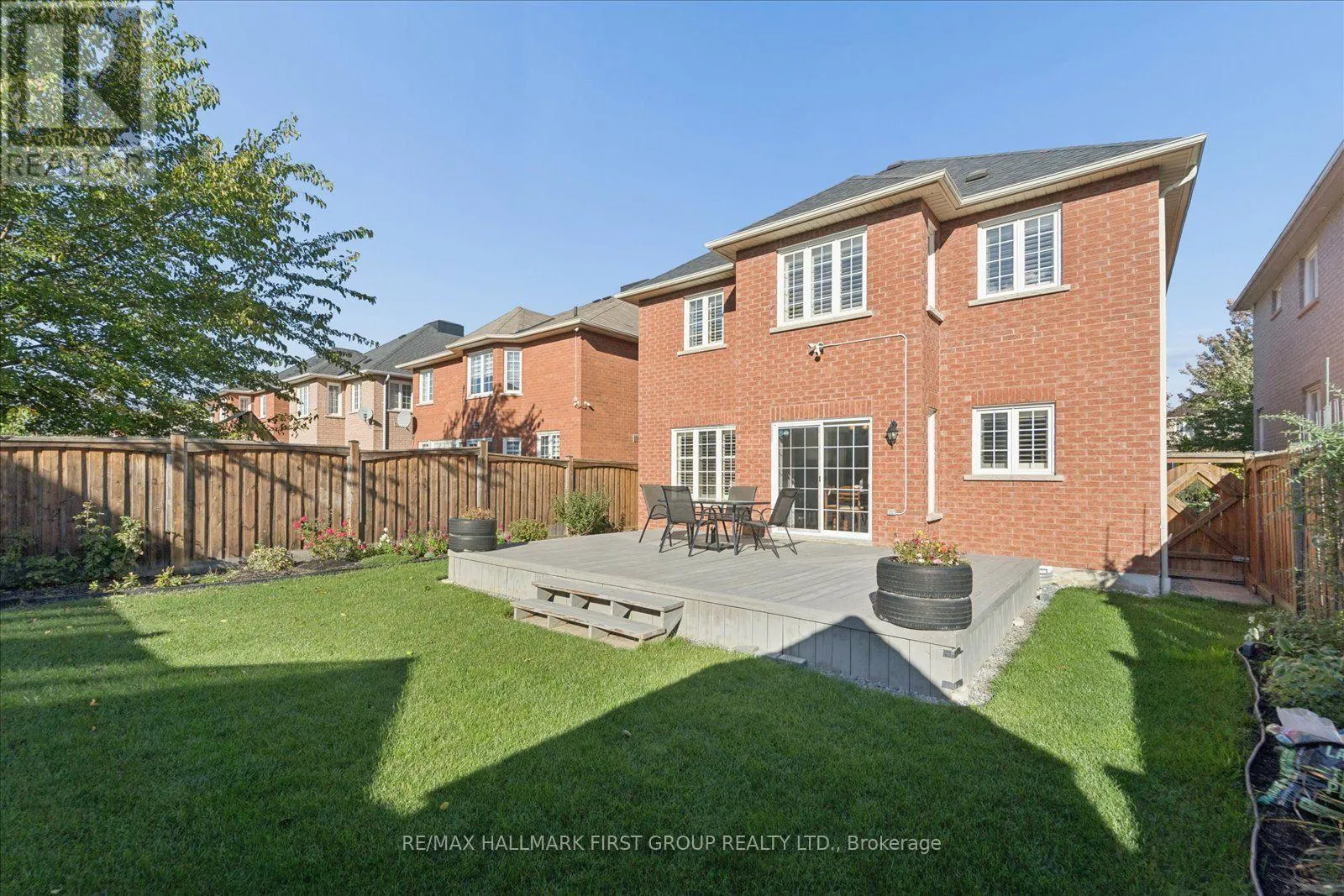 6 WINTERTON WAY
