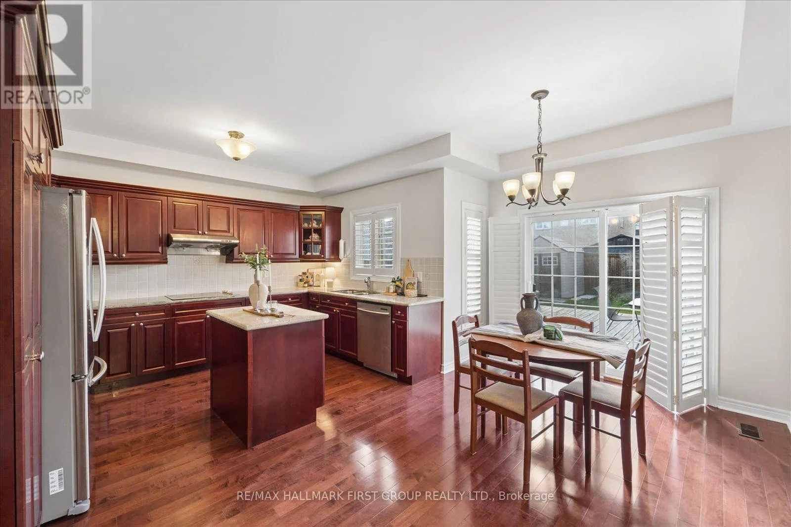 6 WINTERTON WAY