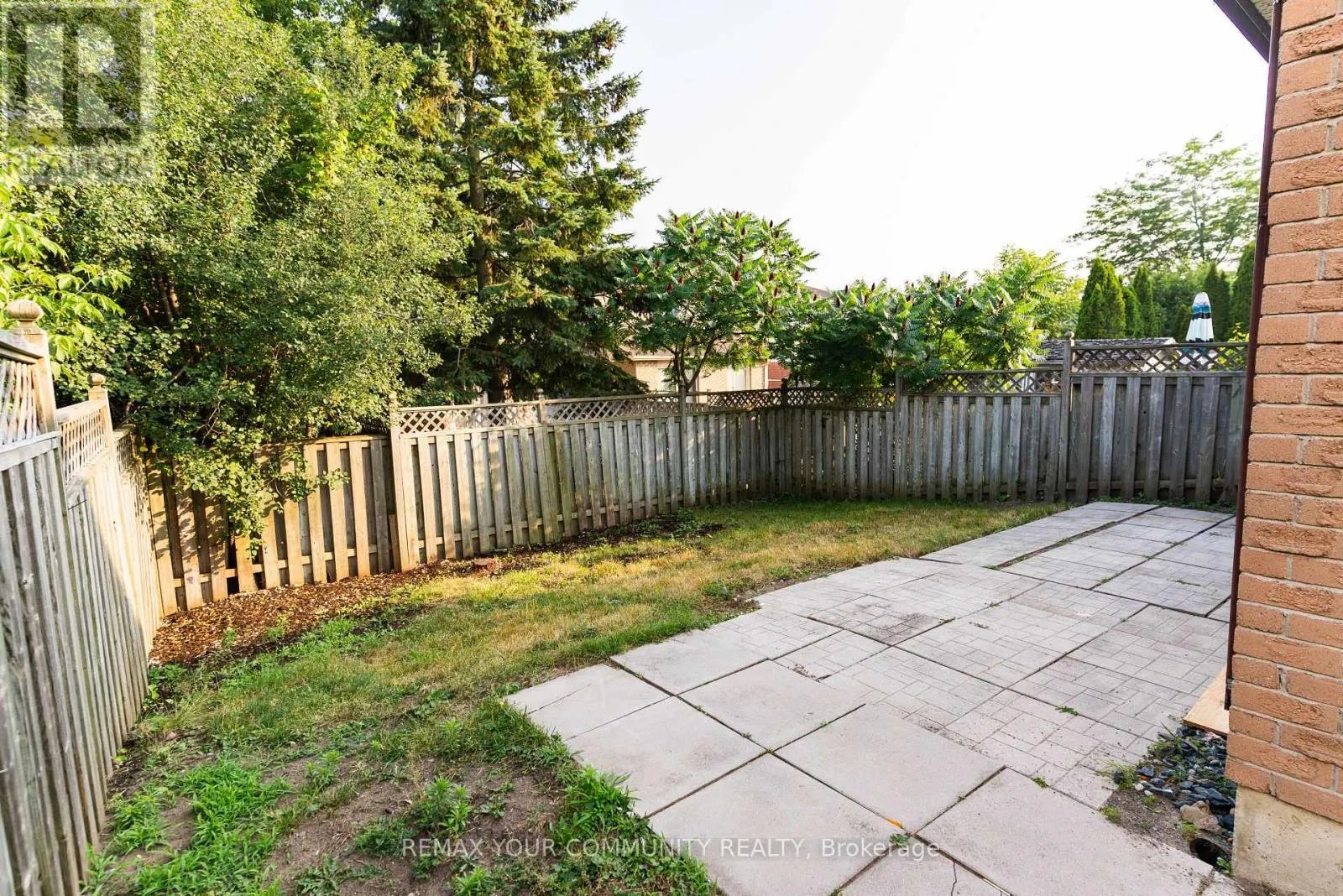 1553 NORWILL CRESCENT