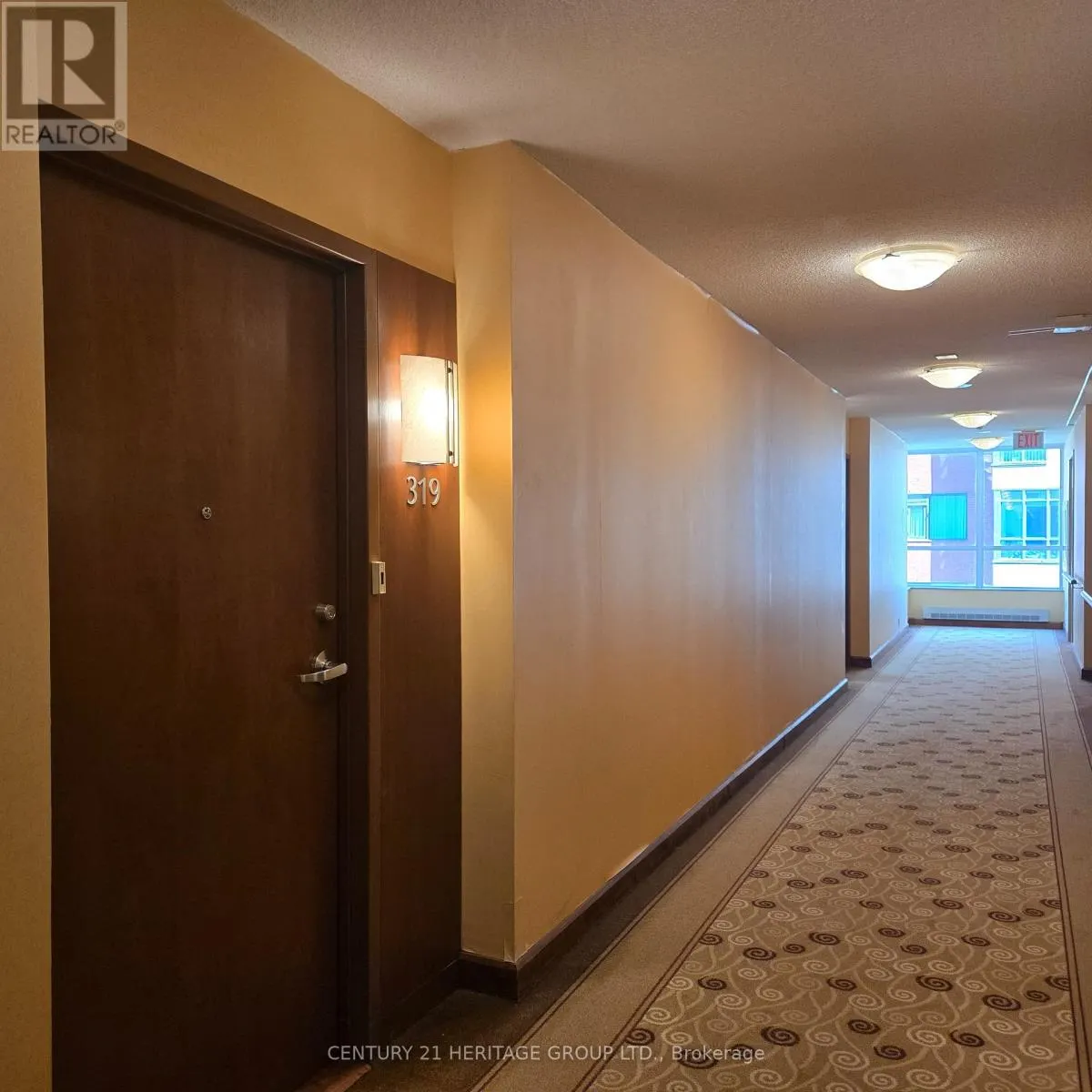 319 - 90 SCOTTFIELD DRIVE