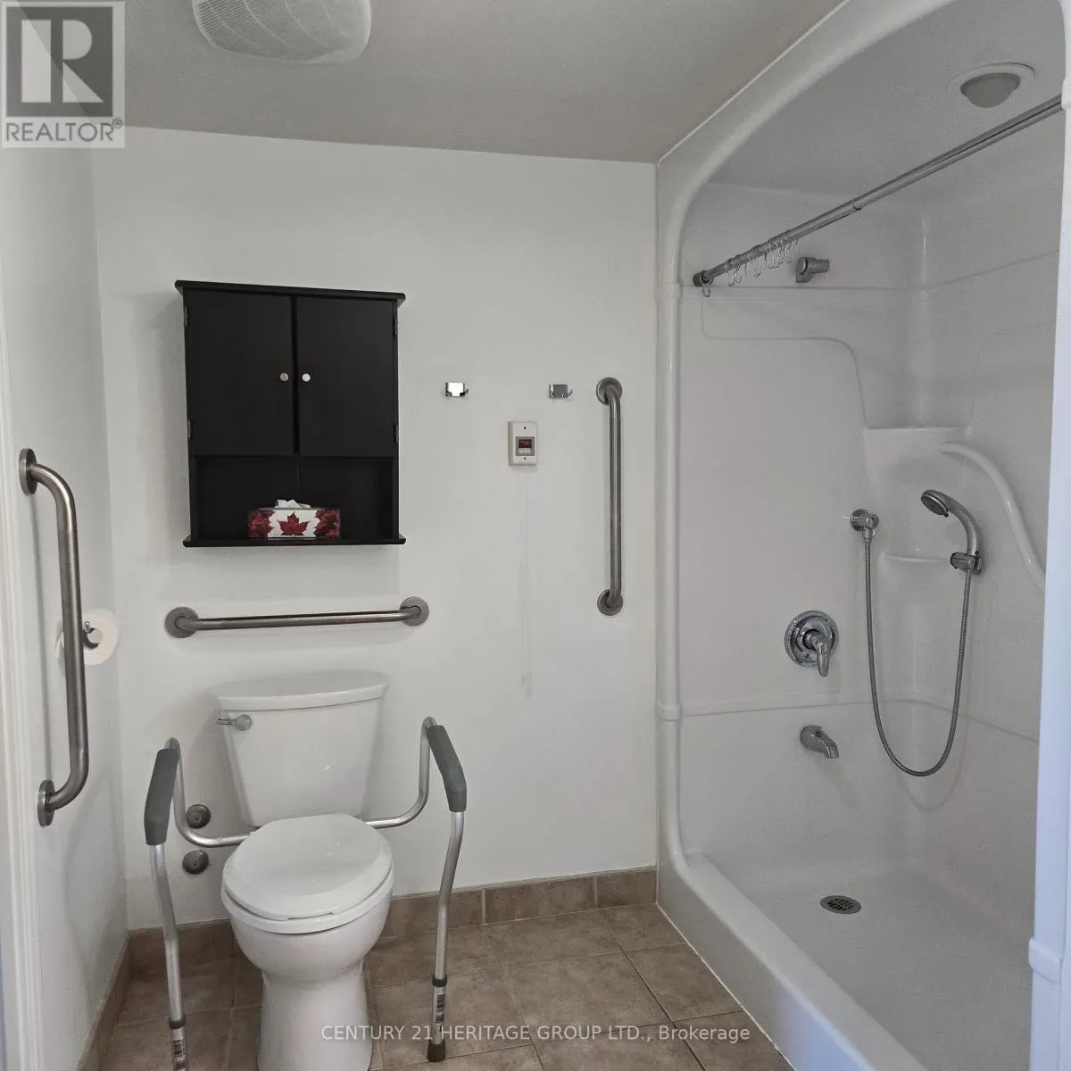 319 - 90 SCOTTFIELD DRIVE