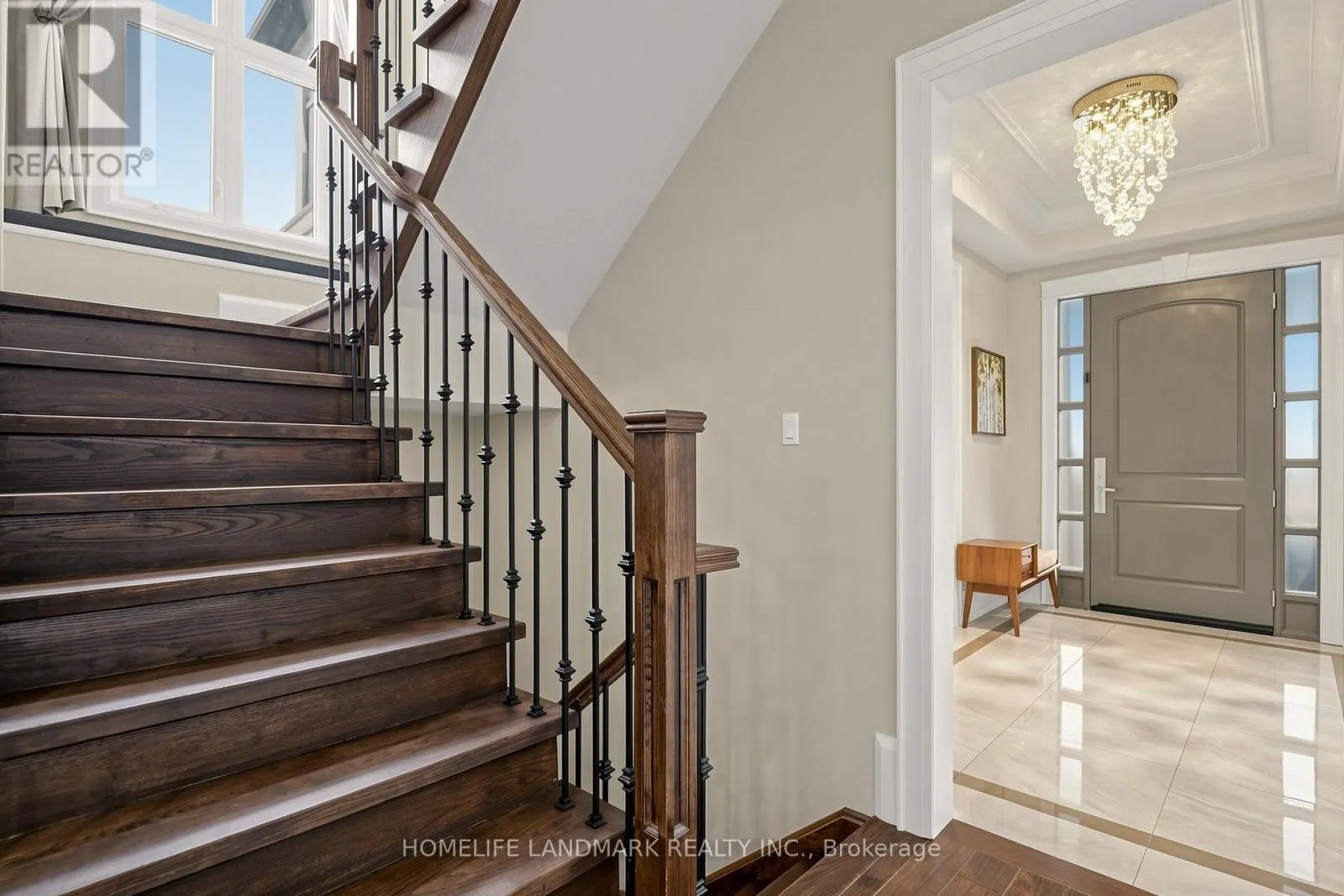 1047 DUNBARTON ROAD
