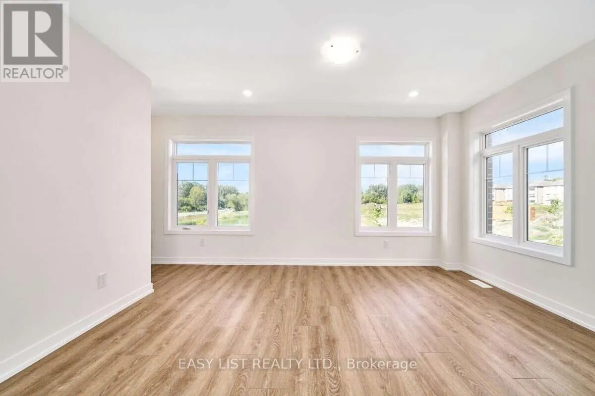 27 ADDYMAN CRESCENT
