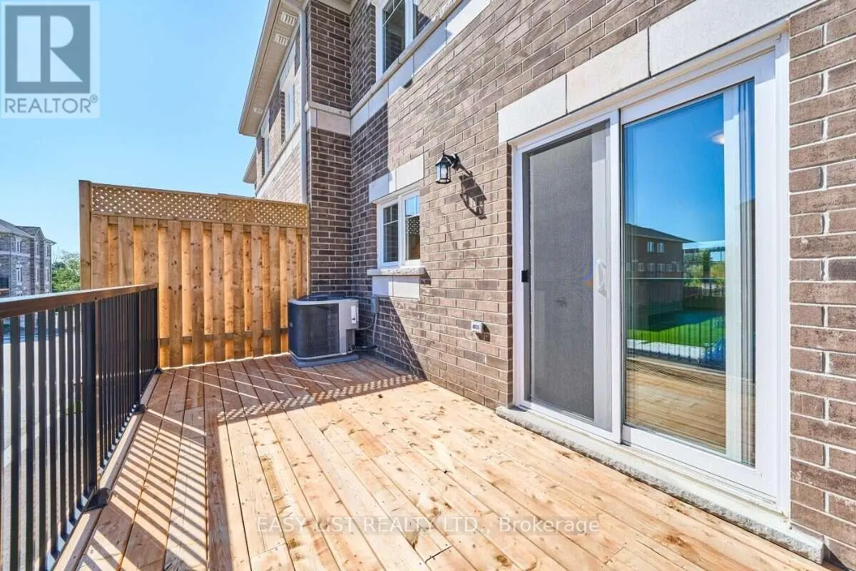 27 ADDYMAN CRESCENT