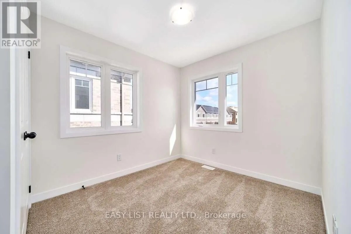 27 ADDYMAN CRESCENT