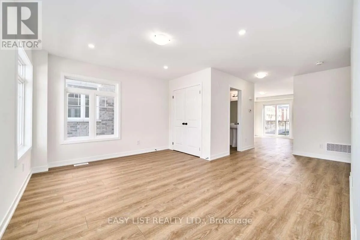 27 ADDYMAN CRESCENT