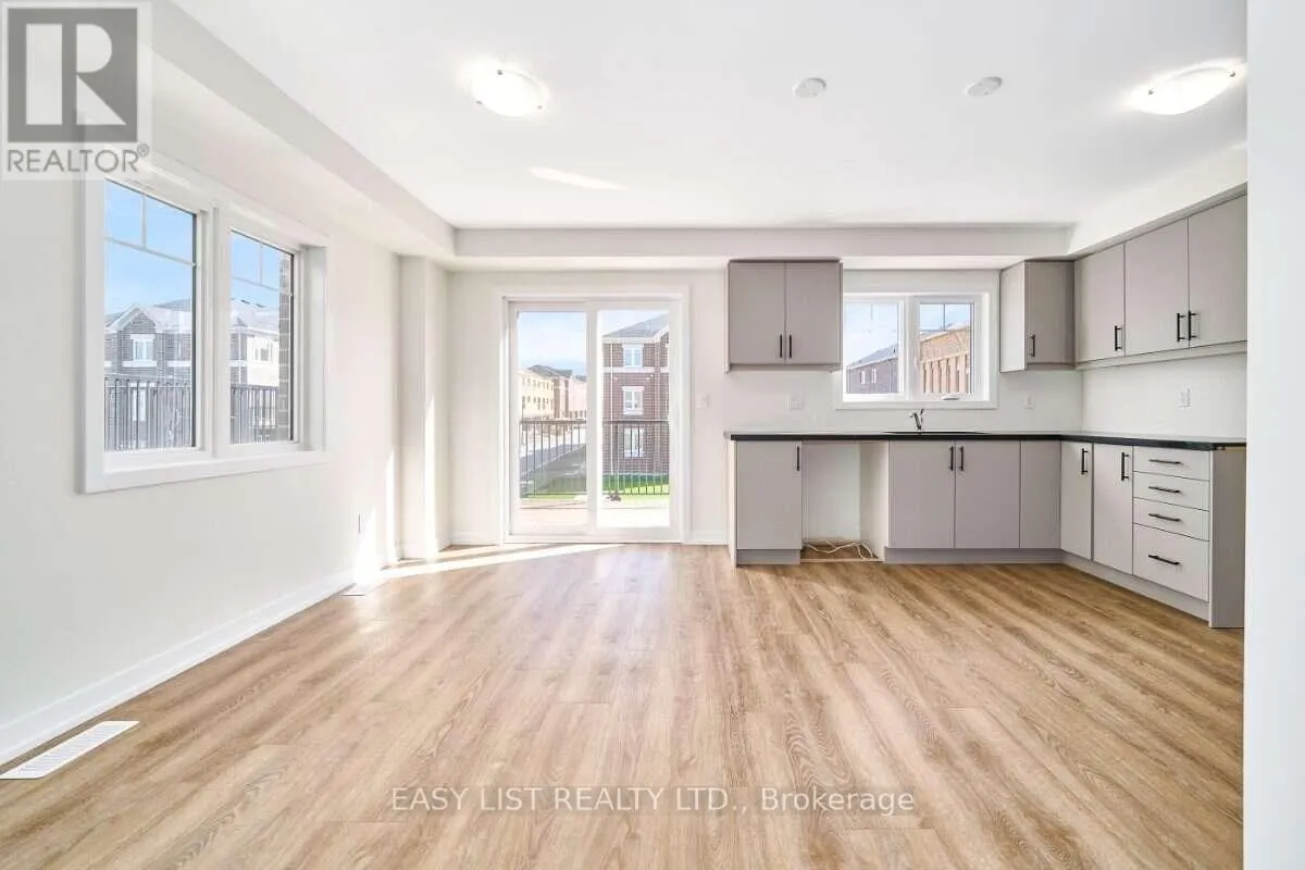 27 ADDYMAN CRESCENT