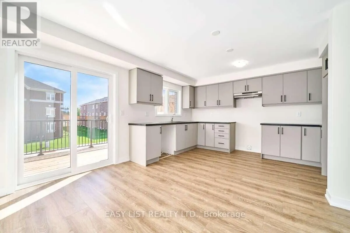27 ADDYMAN CRESCENT