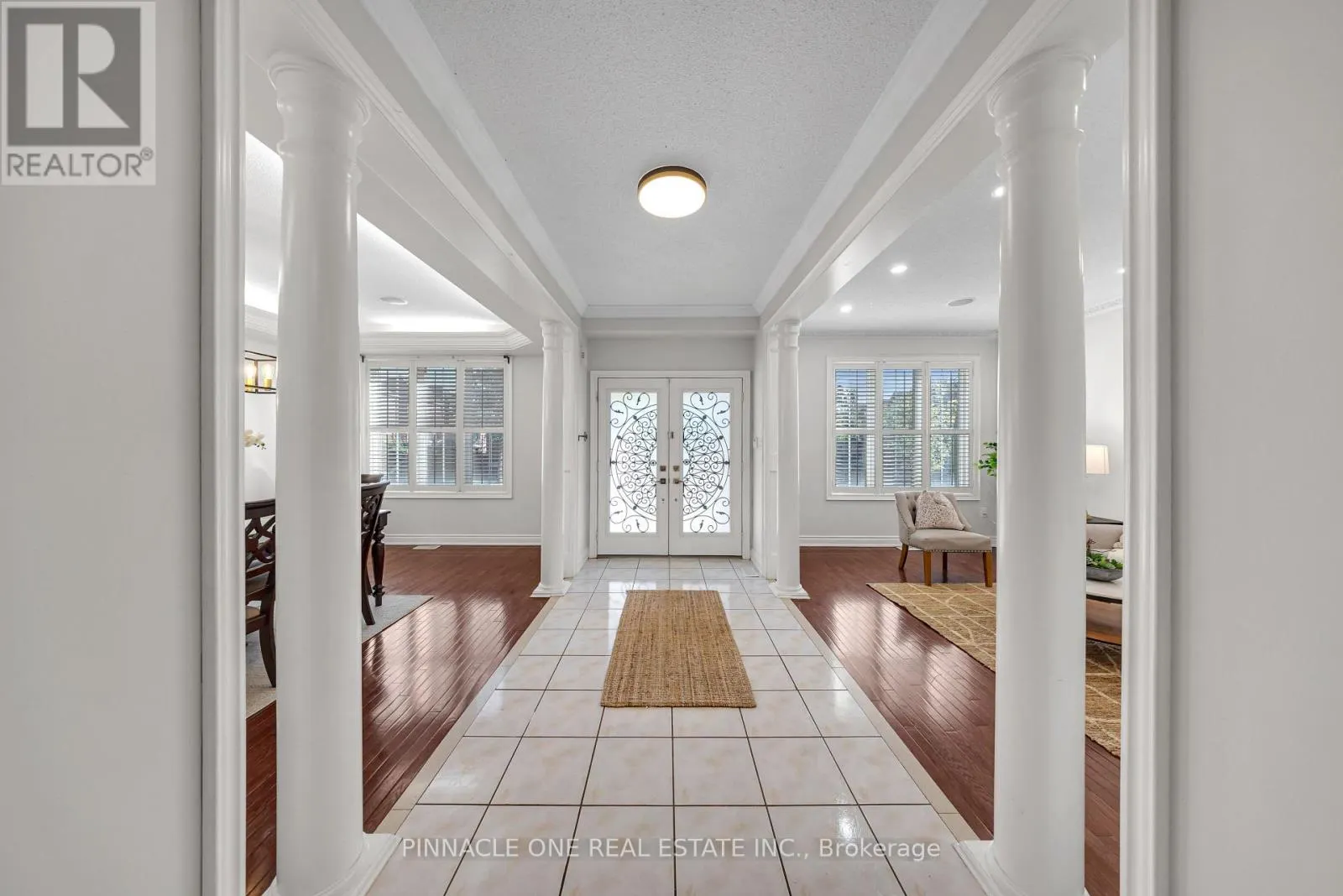 6 DOLBY CRESCENT