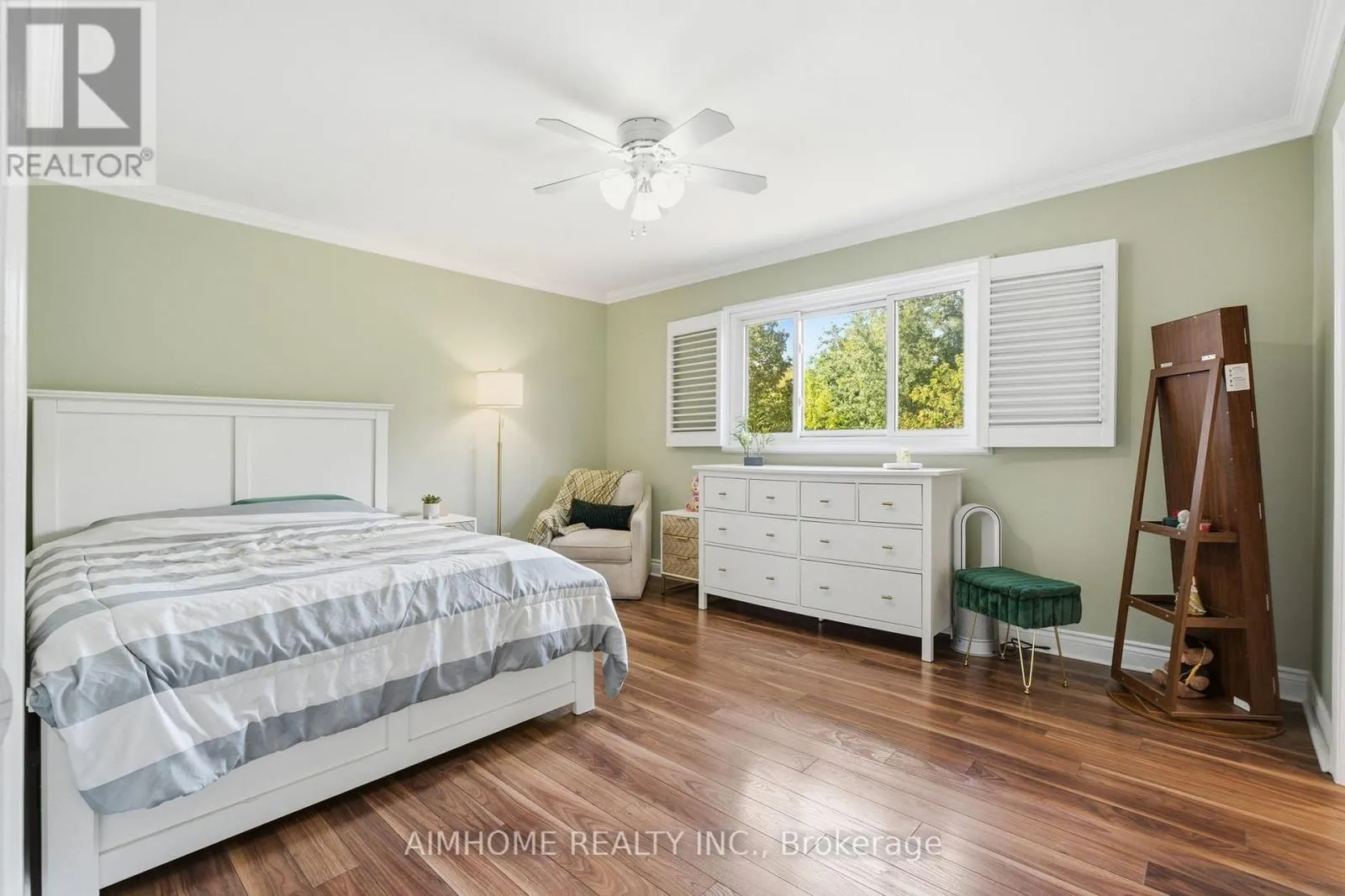 18 HAVILAND DRIVE