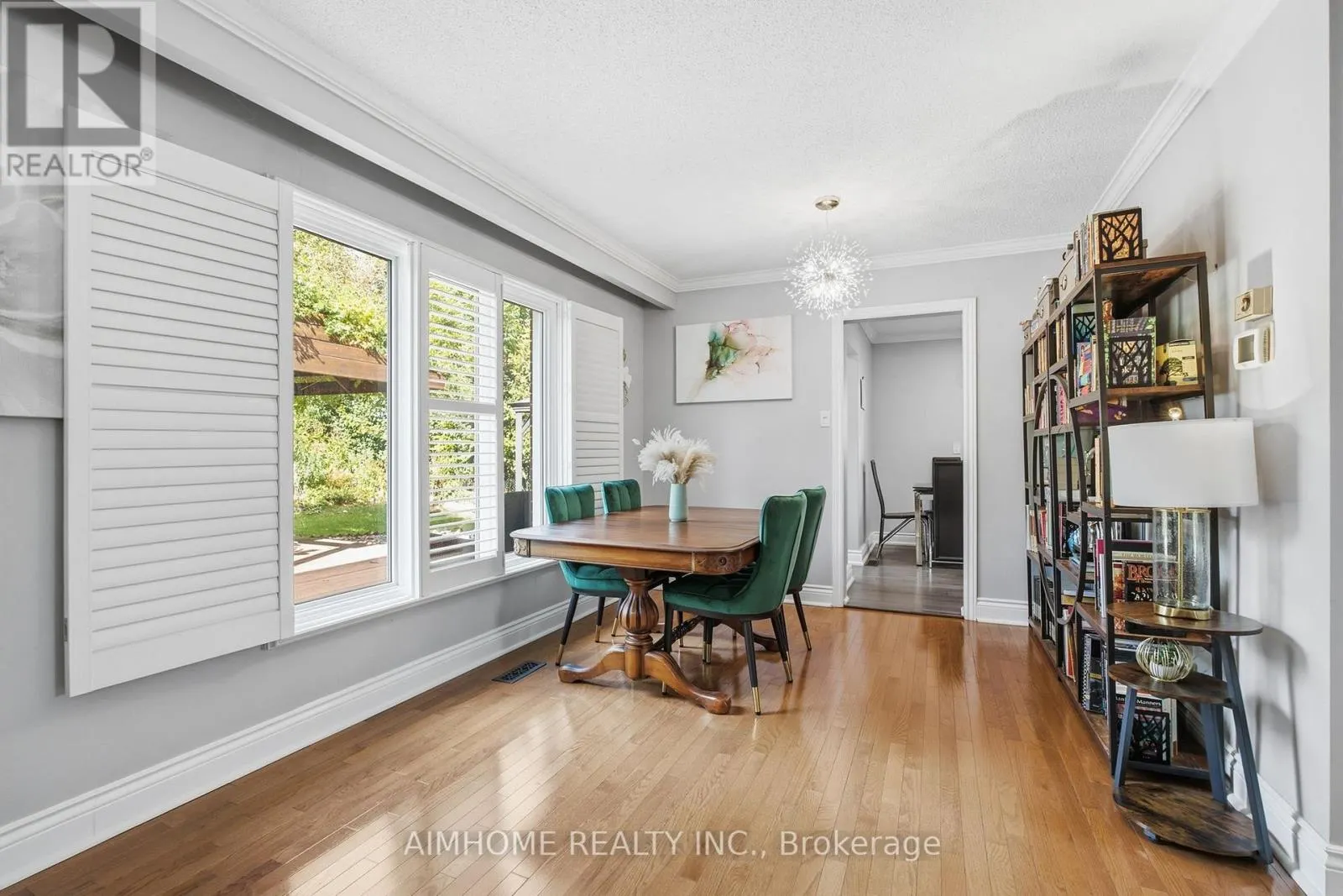 18 HAVILAND DRIVE