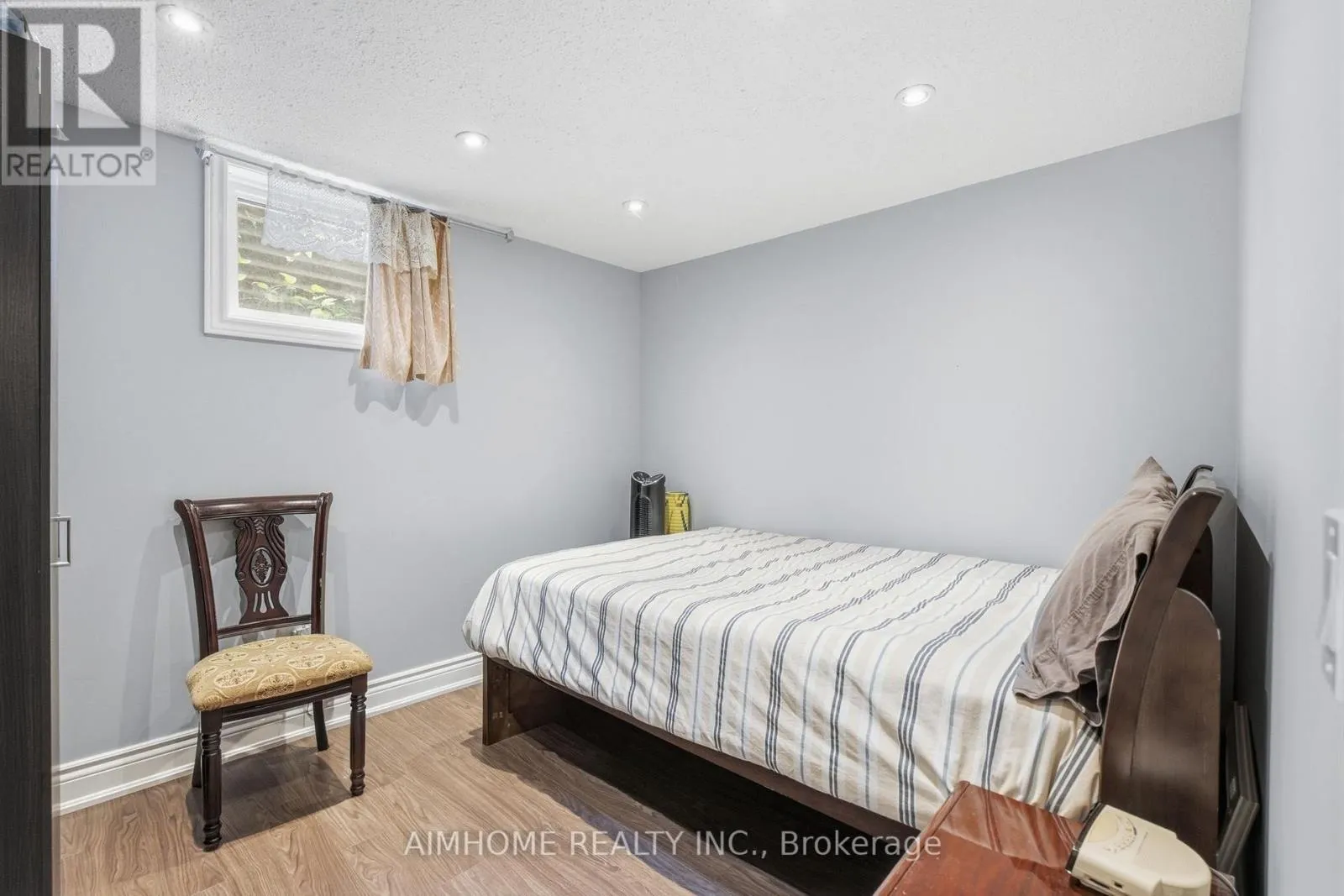18 HAVILAND DRIVE