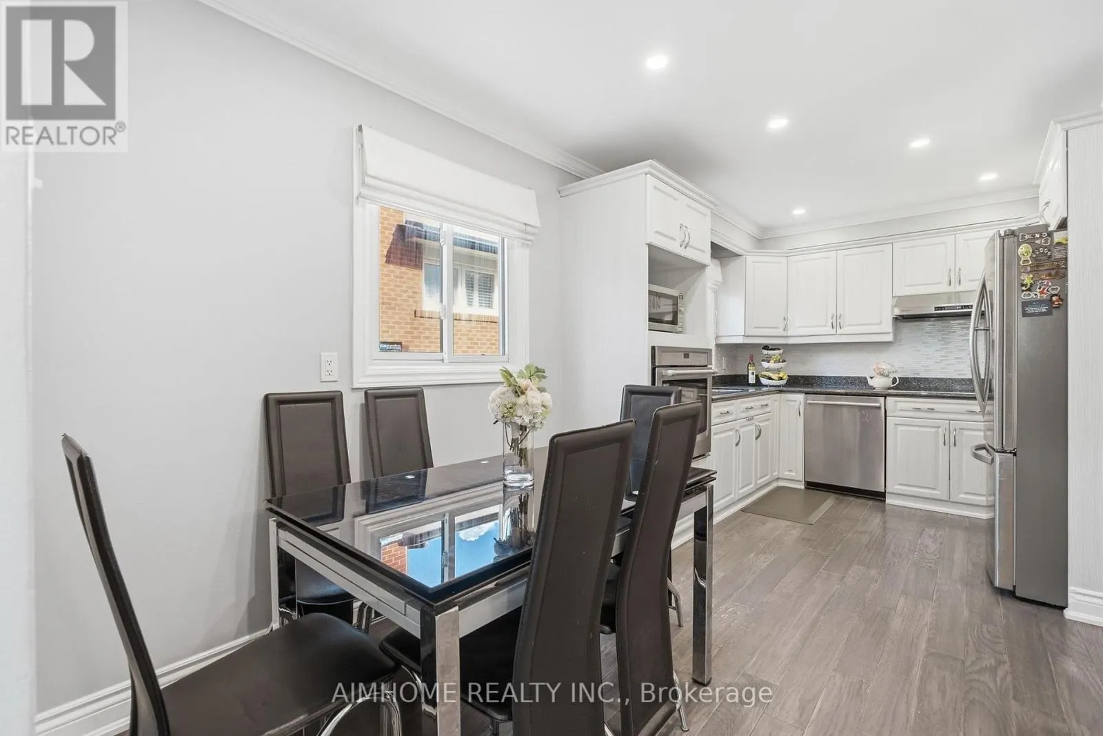 18 HAVILAND DRIVE