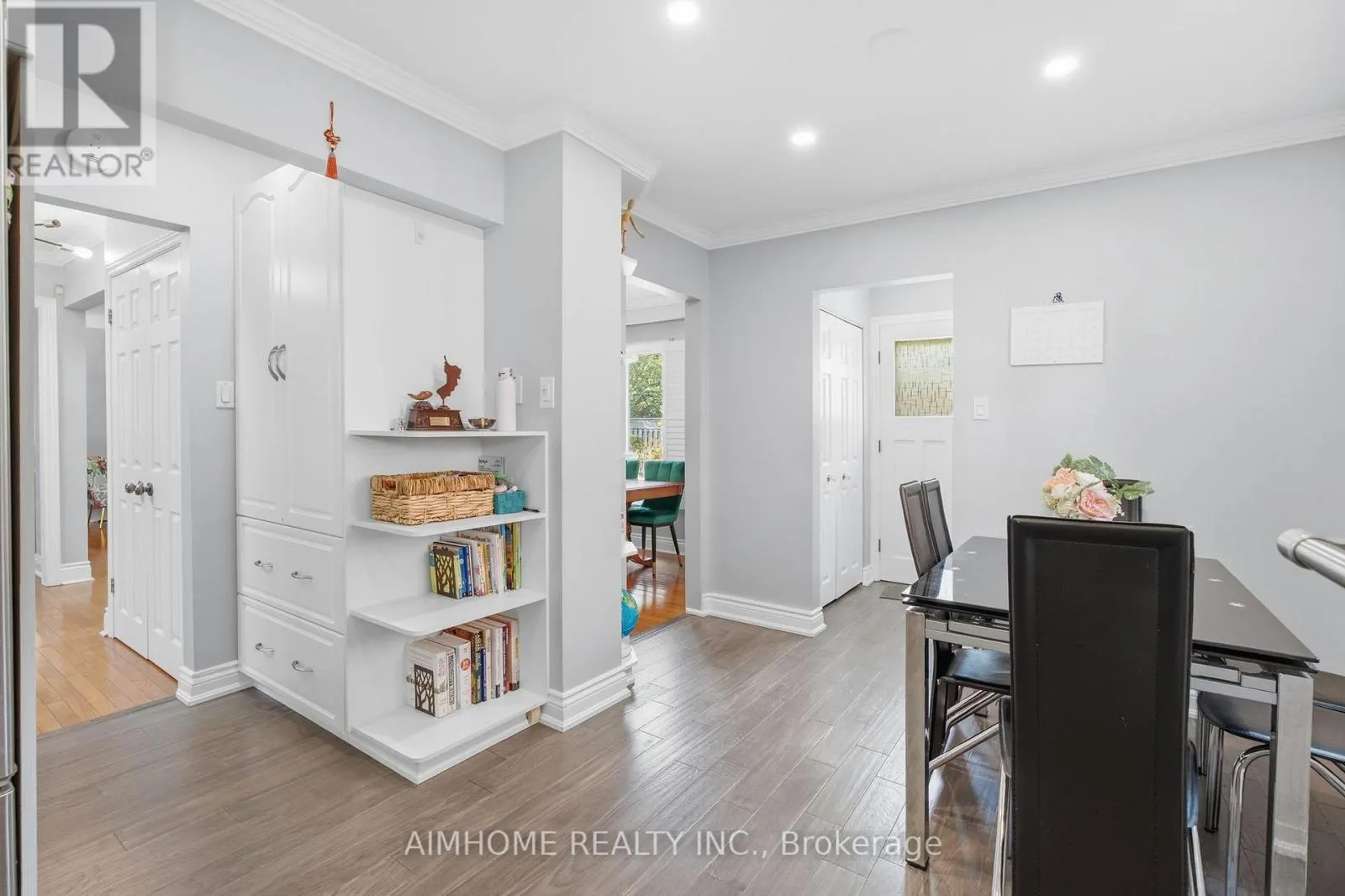 18 HAVILAND DRIVE