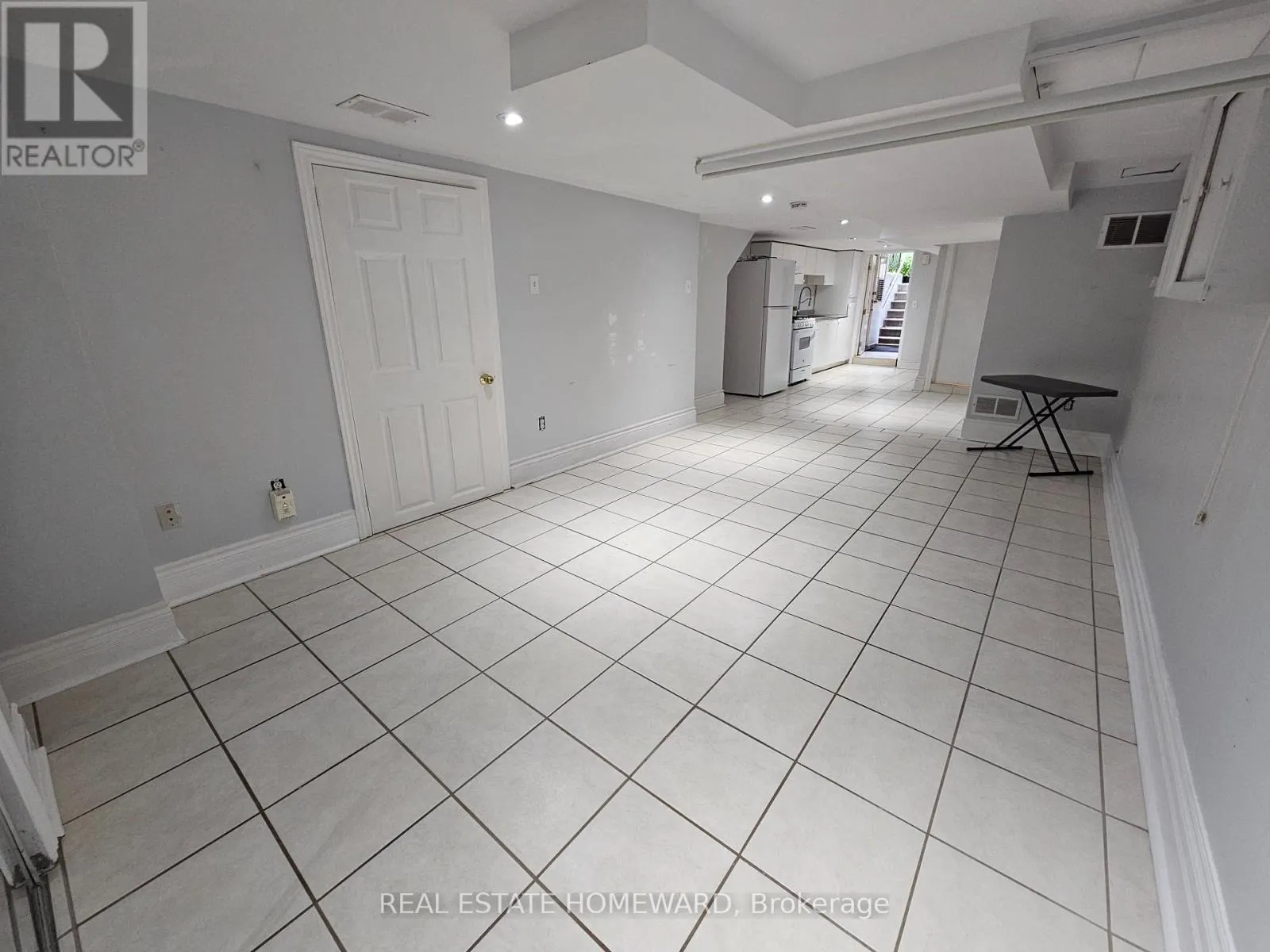 LOWER LEVEL - 19 KEYSTONE AVENUE