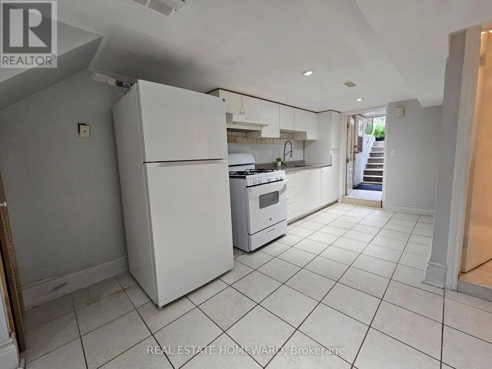 LOWER LEVEL - 19 KEYSTONE AVENUE