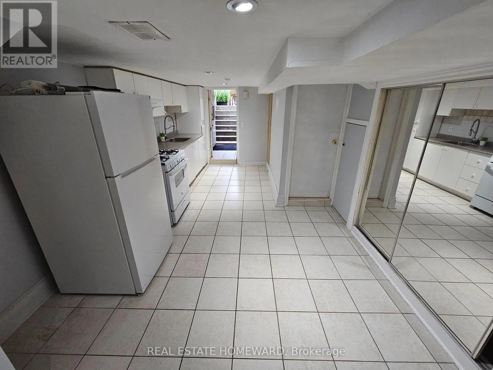 LOWER LEVEL - 19 KEYSTONE AVENUE