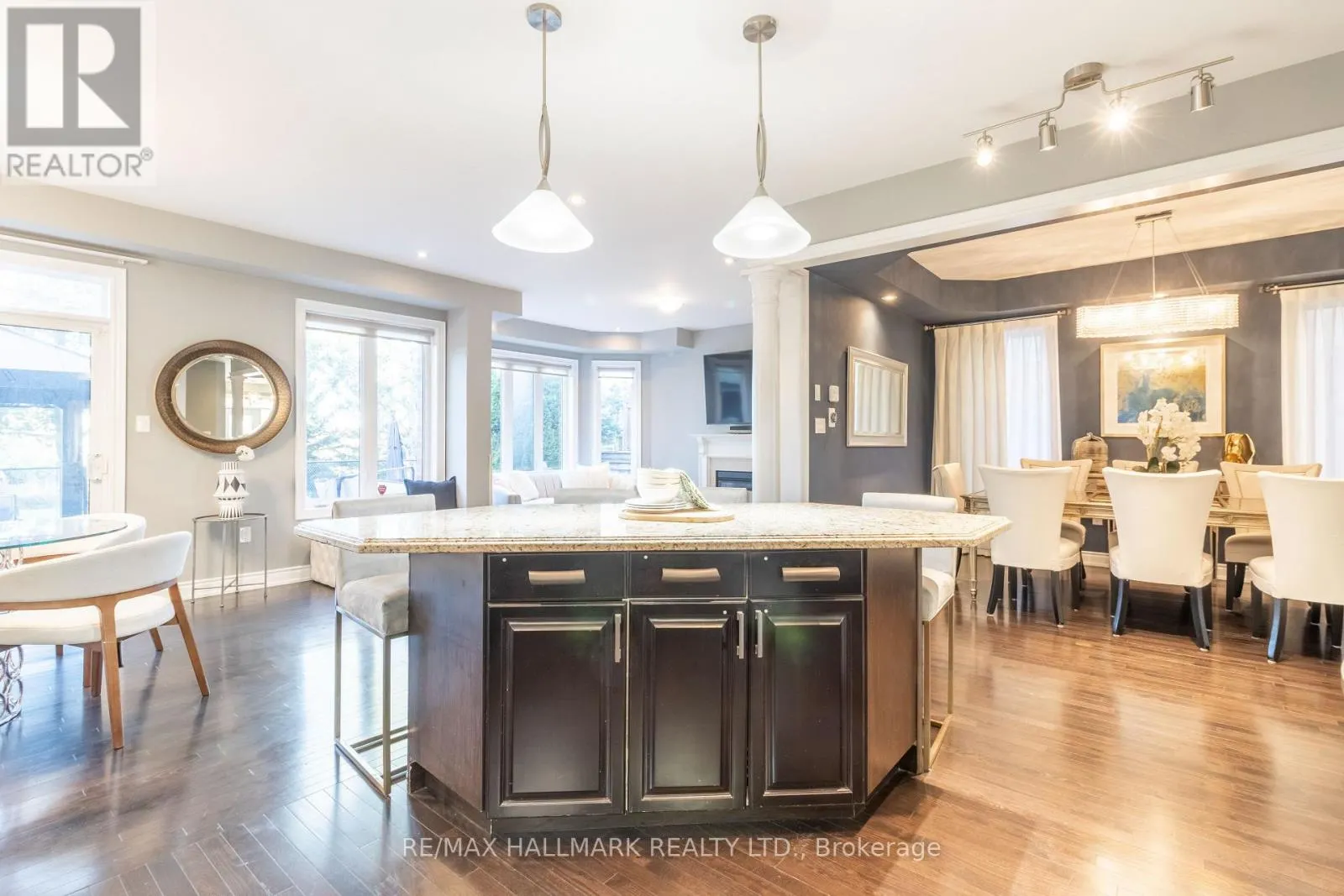 27 BEVERTON CRESCENT