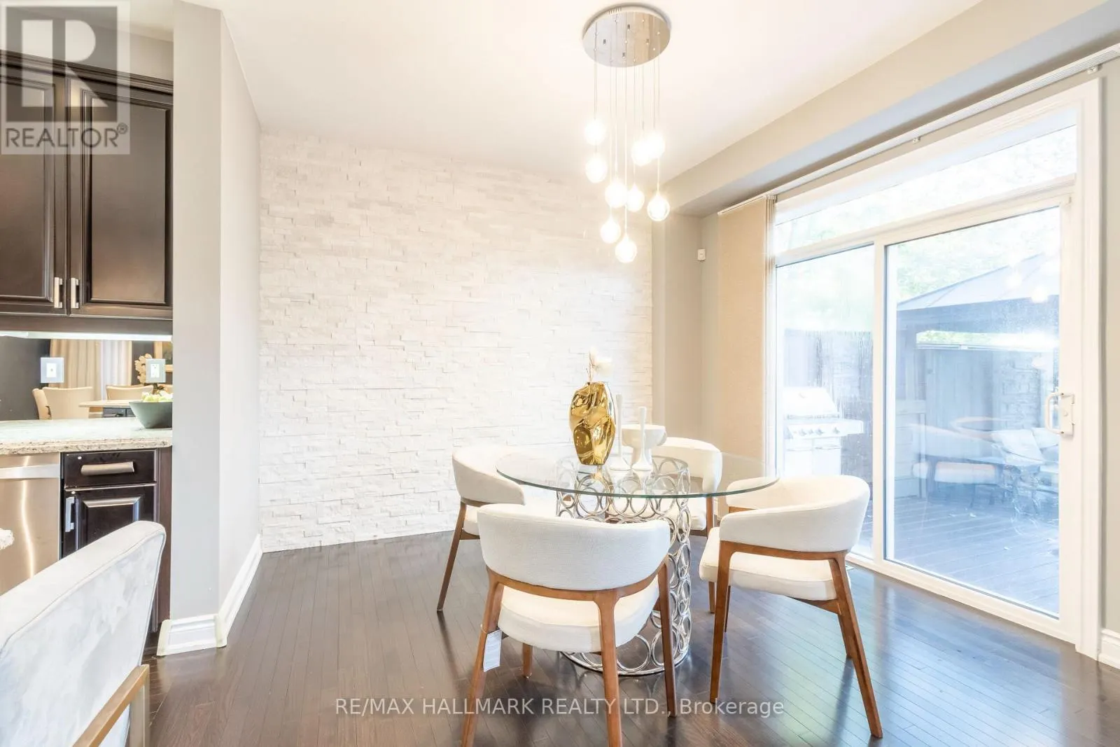 27 BEVERTON CRESCENT