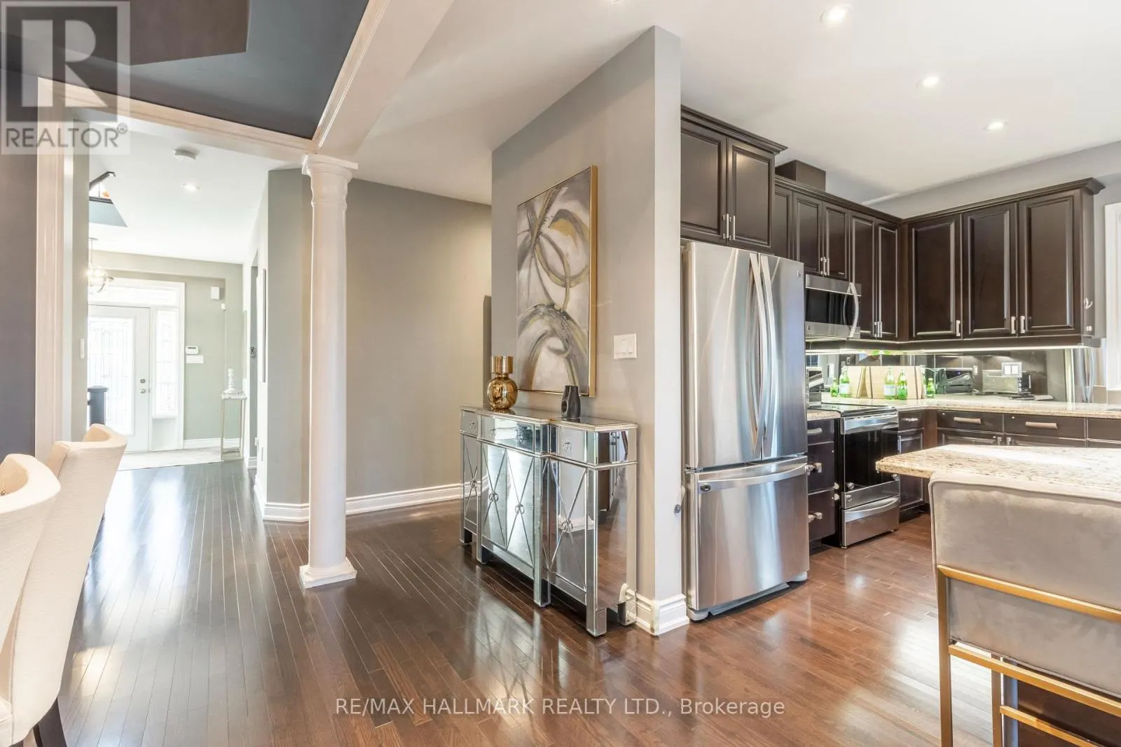 27 BEVERTON CRESCENT